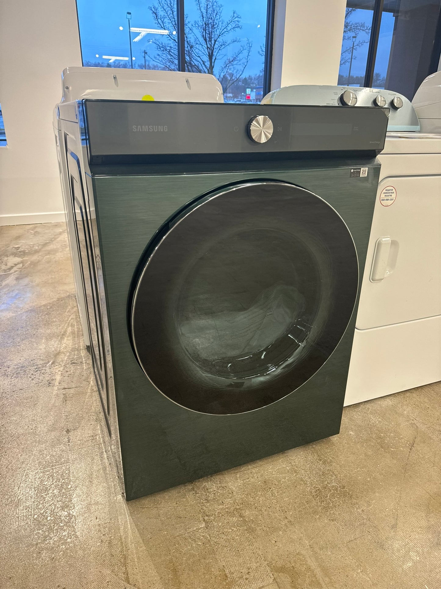 GORGEOUS FOREST GREEN SMART ELECTRIC DRYER MODEL: DVE53BB8900GA3 DRY10012R