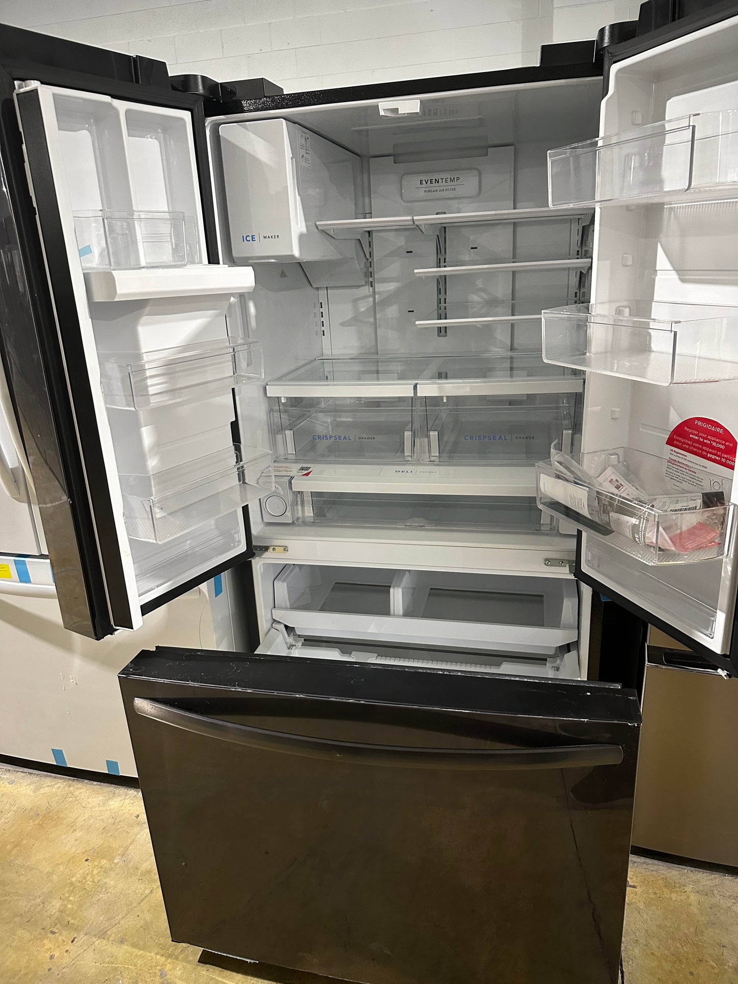 Frigidaire - 27.8 Cu. Ft. French Door Refrigerator - Black Stainless Steel MODEL: FRFS2823A REF12514S