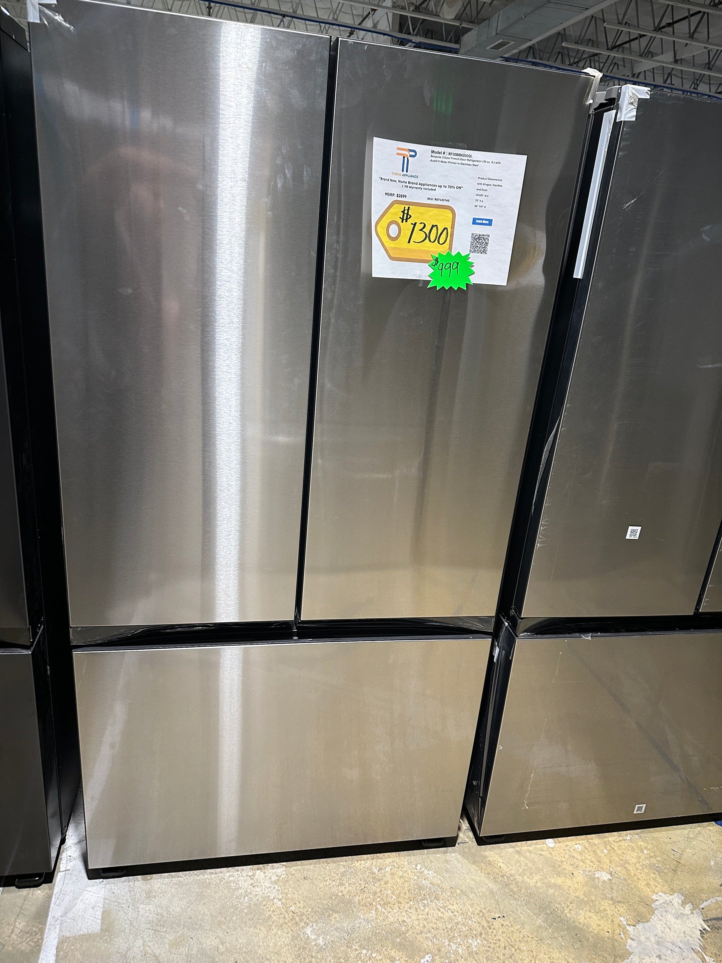 GREAT NEW SAMSUNG SMART REFRIGERATOR with AUTOFILL PITCHER MODEL: RF30BB6200QL REF13574S