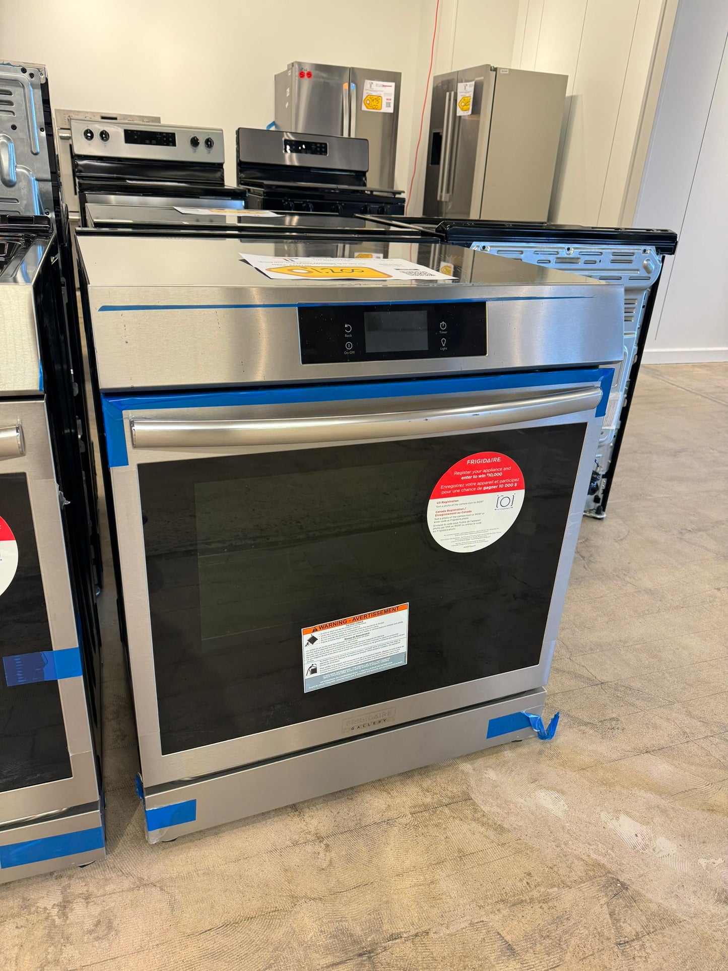 FRIGIDAIRE GALLERY INDUCTION TOTAL CONVECTION RANGE MODEL: GCFI3060BF RAG10031R