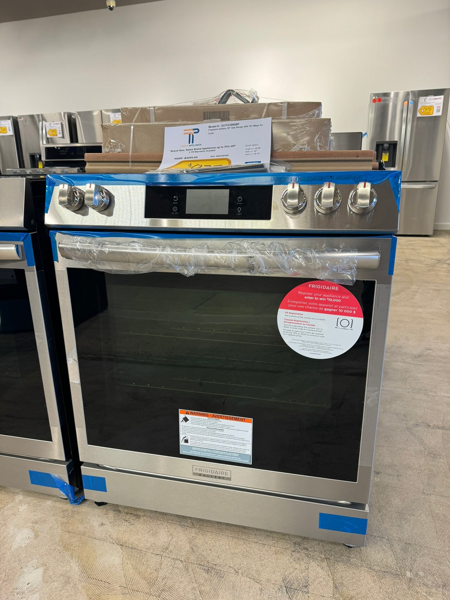 GORGEOUS NEW FRIGIDIAIRE GALLERY GAS TOTAL CONVECTION RANGE MODEL: GCFG3060BF RAG10036R