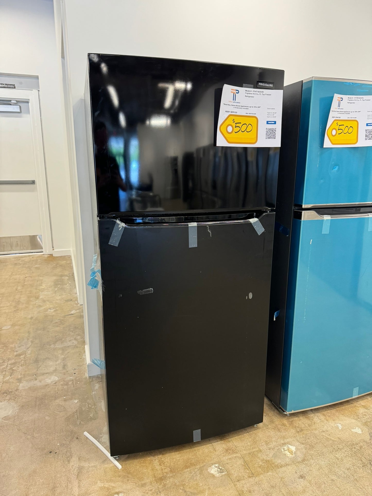 18.3 CU FT TOP FREEZER FRIGIDAIRE REFRIGERATOR MODEL: FFHT1835VB REF10132R