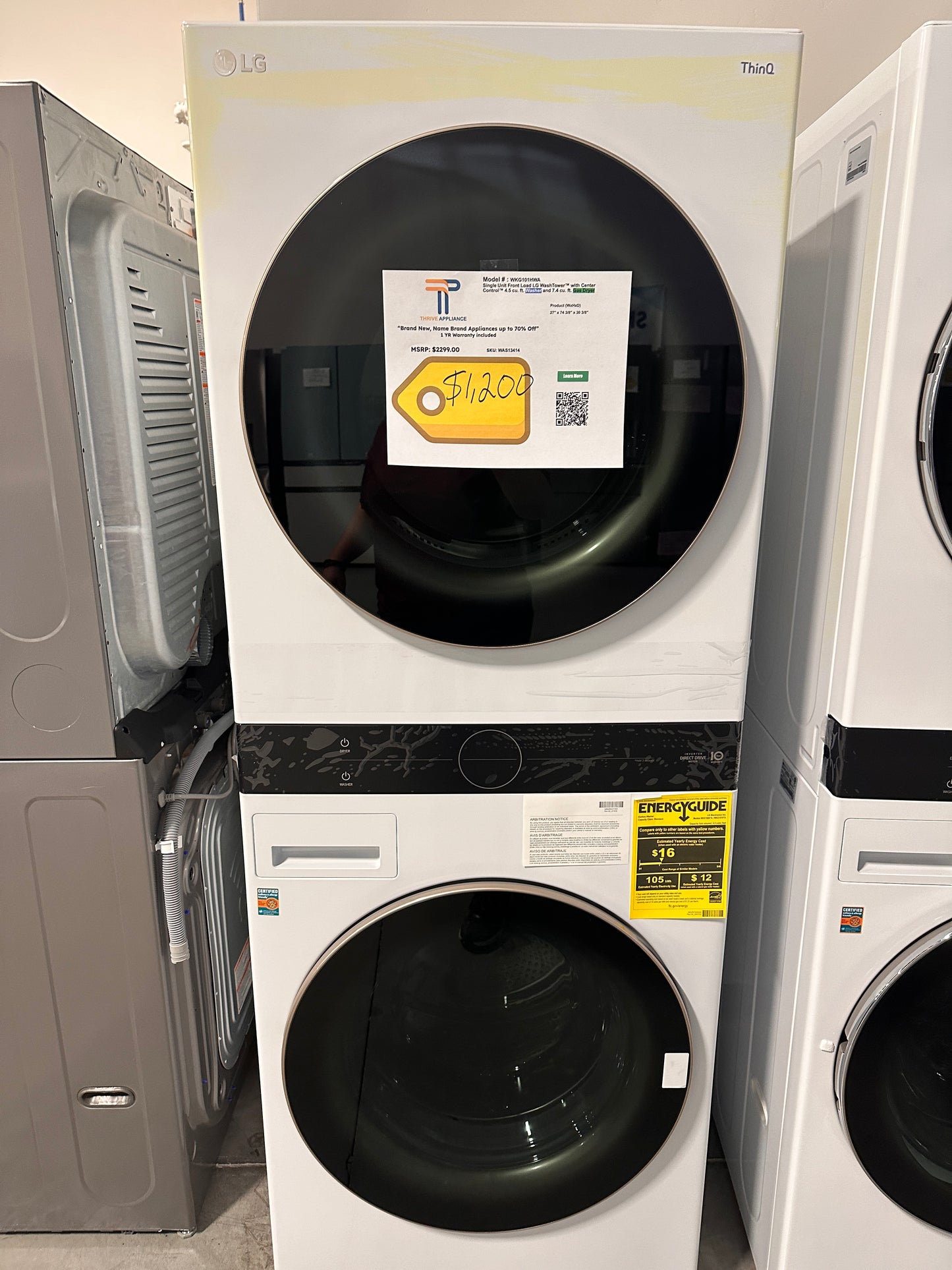 GREAT NEW LG WASHTOWER with GAS DRYER MODEL: WKG101HWA WAS13414