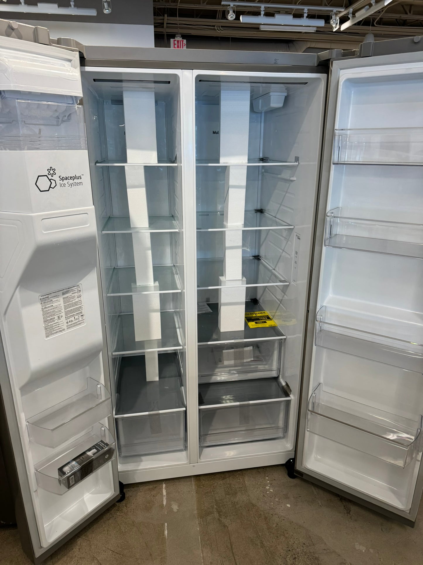 NEW SIDE-BY-SIDE LG REFRIGERATOR with SPACEPLUS ICE MODEL: LRSXS2706S REF10211R