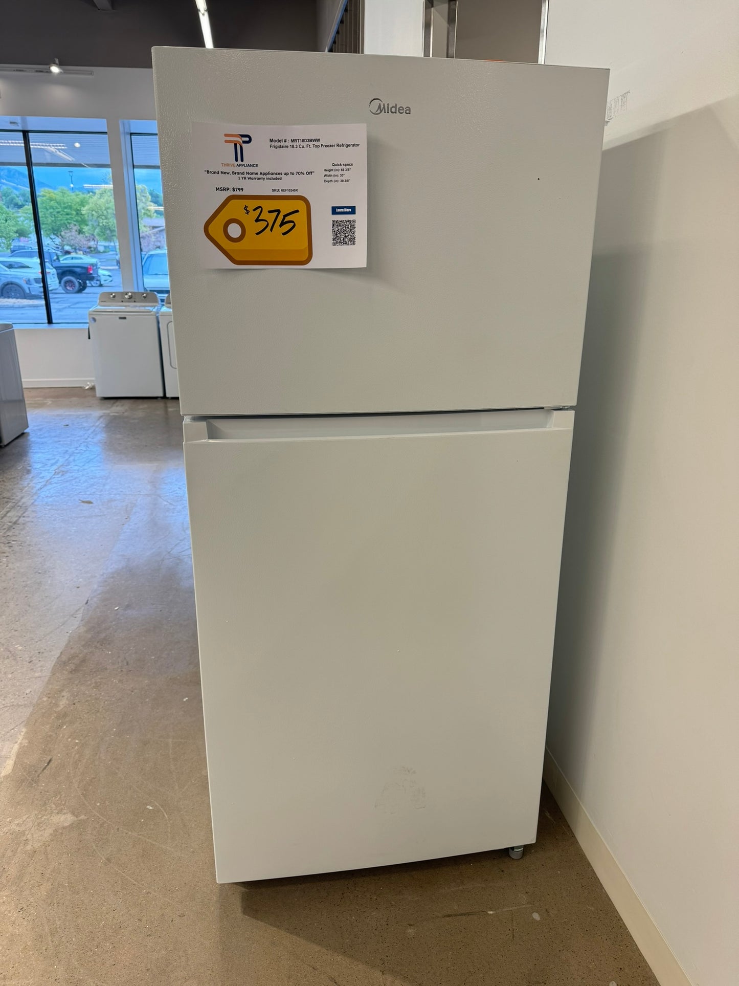GREAT GARAGE READY WHITE 18.1 CU FT FRIDGE MODEL: MRT18D3BWW REF10245R