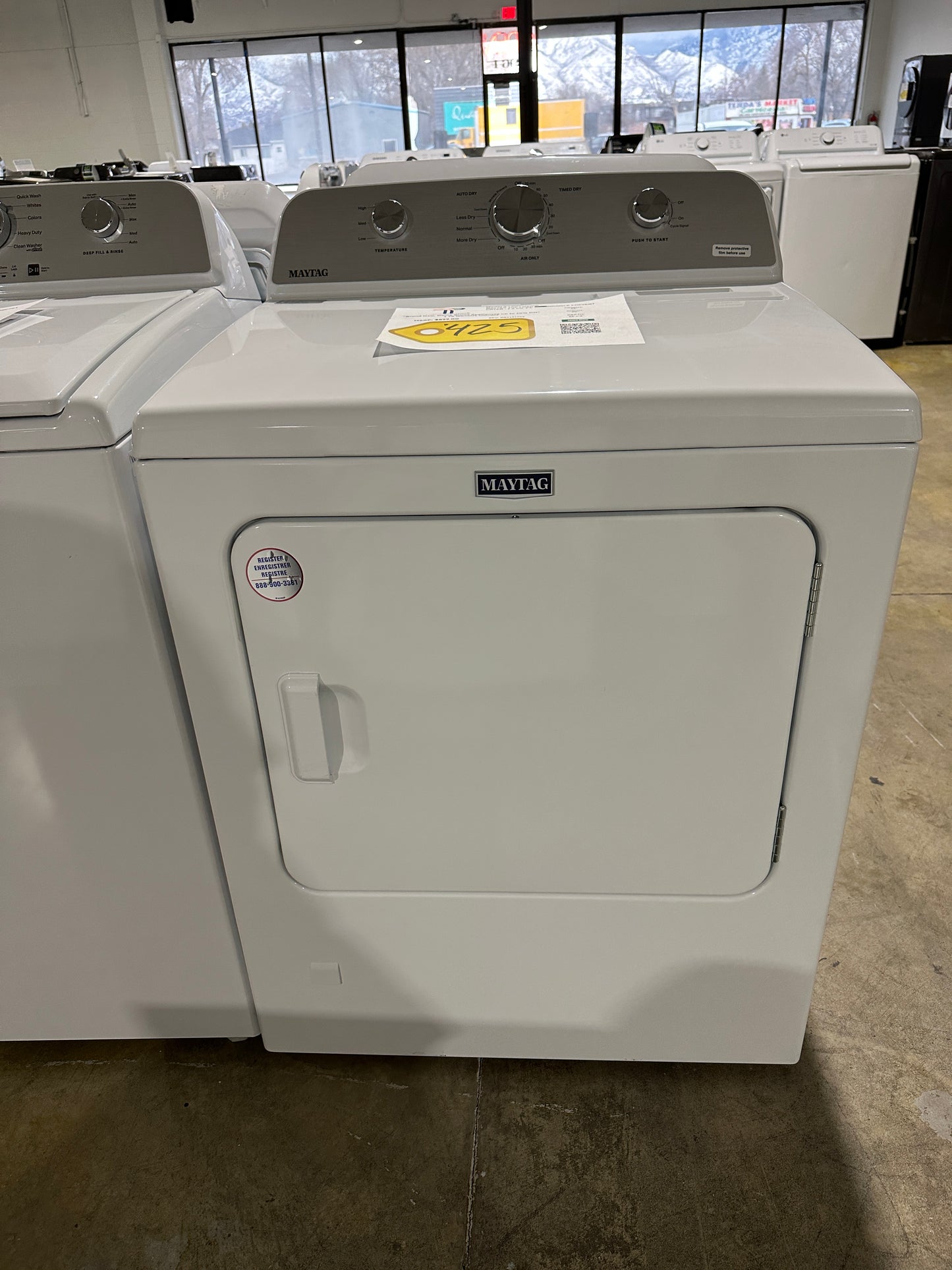 GREAT NEW GAS MAYTAG DRYER WITH WRINKLE PREVENT MODEL: MGD4500MW DRY13108S