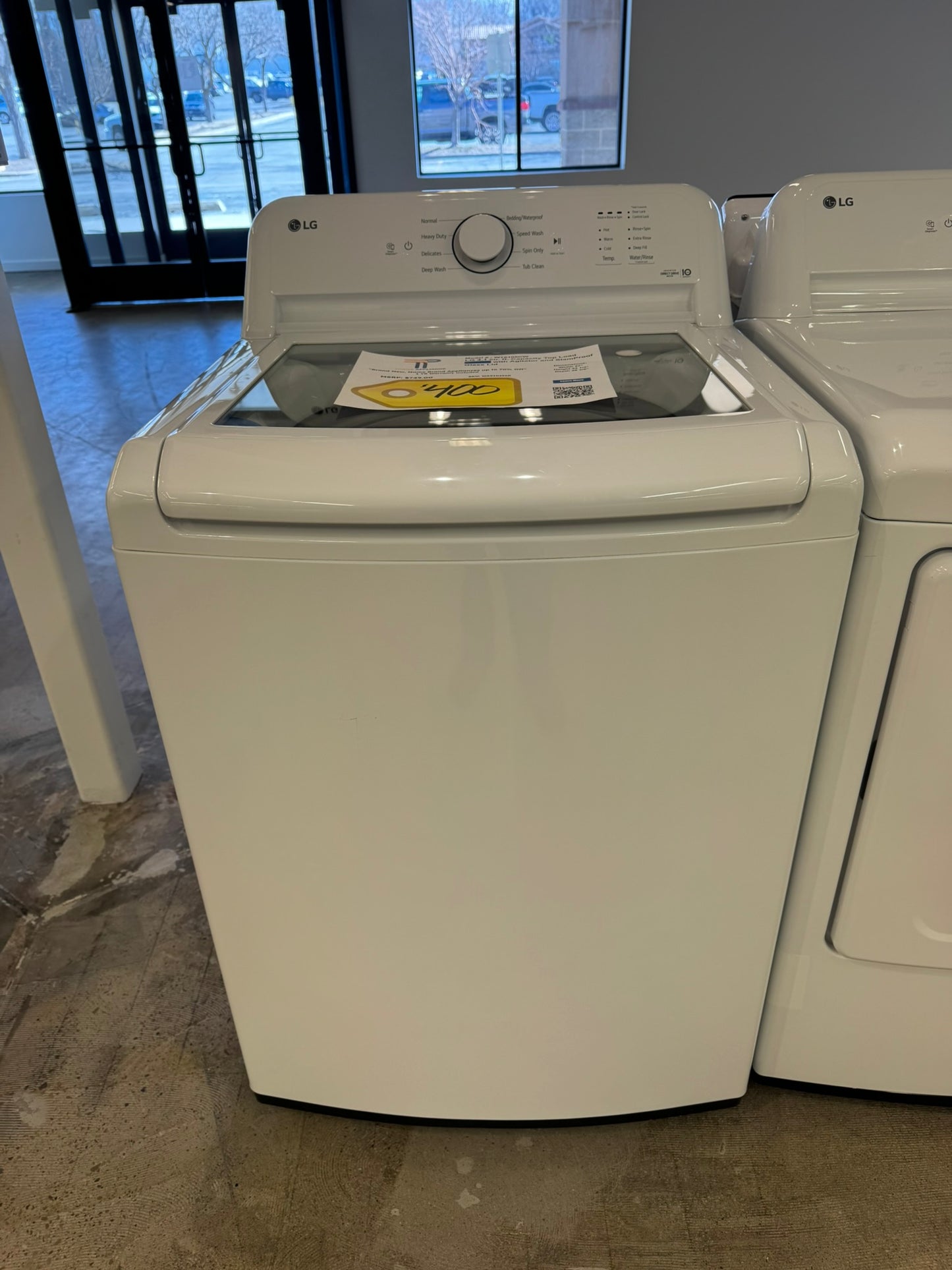 BRAND NEW LG TOP LOAD WASHER MODEL: WT6105CW WAS10256R
