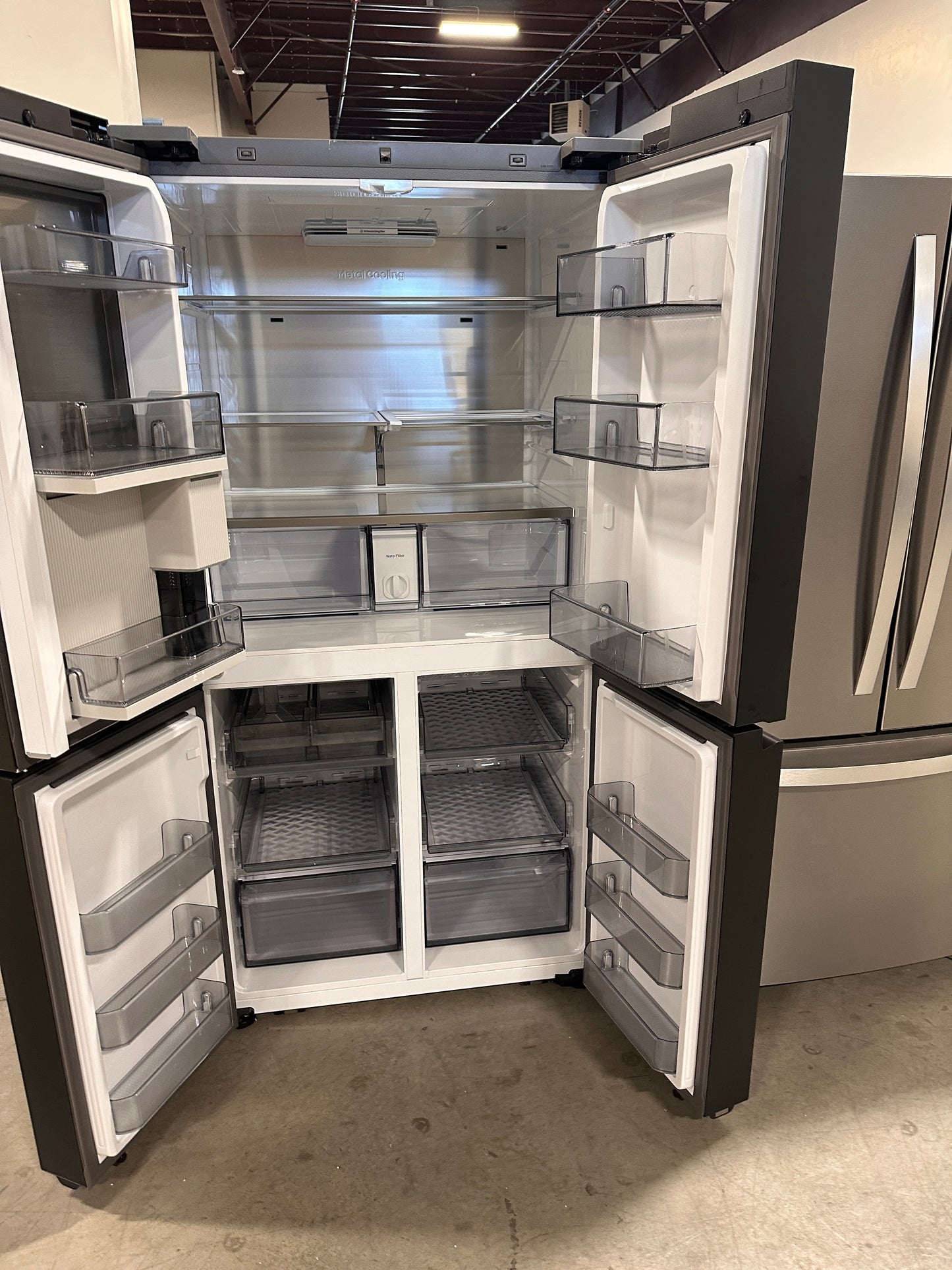 GREAT NEW SAMSUNG BESPOKE SMART REFRIGERATOR MODEL: RF29DB9900QD REF13493
