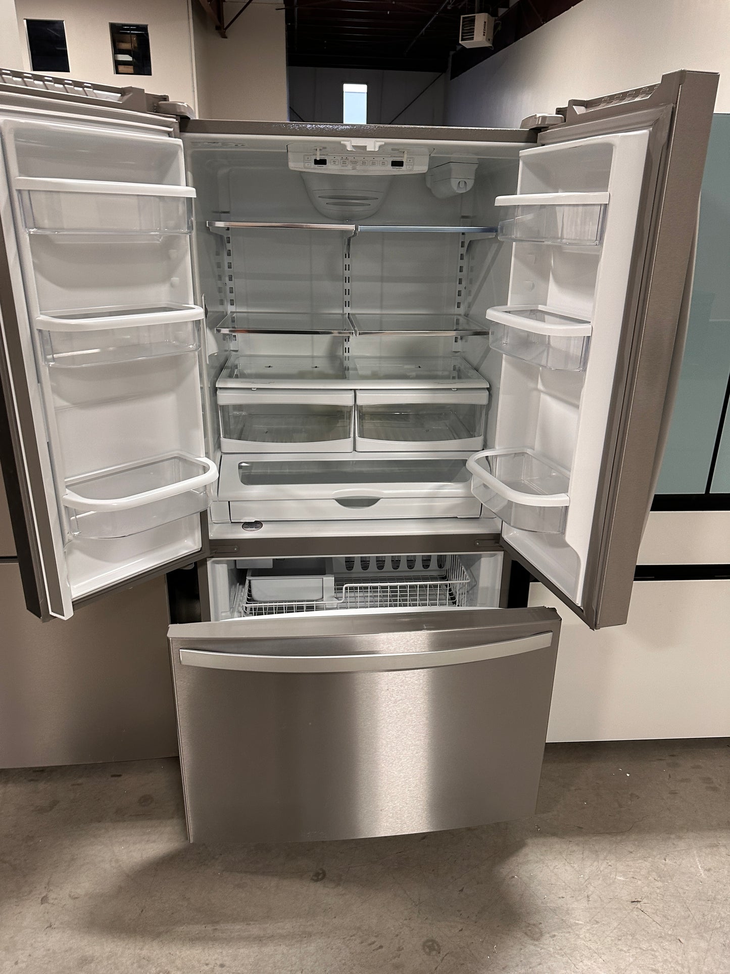 NEW WHIRLPOOL REFRIGERATOR with INTERNAL WATER DISPENSER MODEL: WRF535SWHZ REF13502