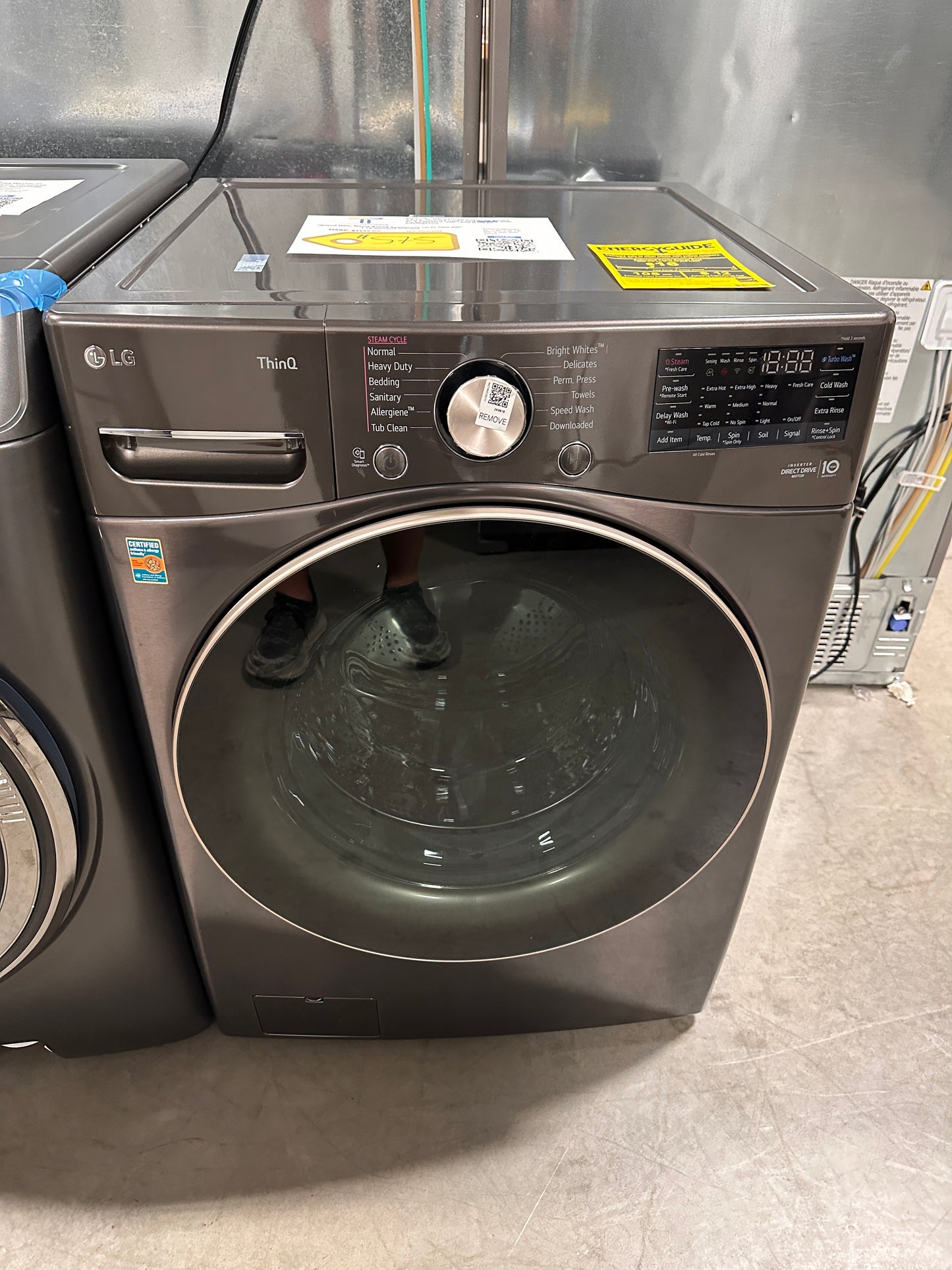 GREAT NEW BLACK STEEL STACKABLE SMART FRONT LOAD WASHER MODEL: WM4000HBA WAS13588