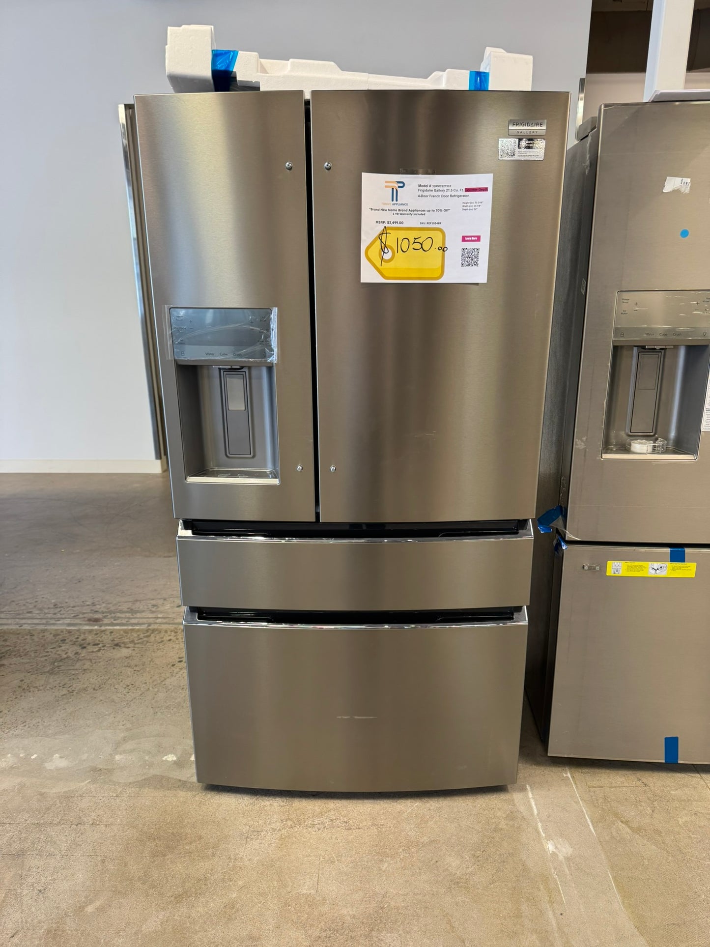BRAND NEW FRIGIDIARE GALLERY COUNTER DEPTH REFRIGERATOR MODEL: GRMC2273CF REF10348R