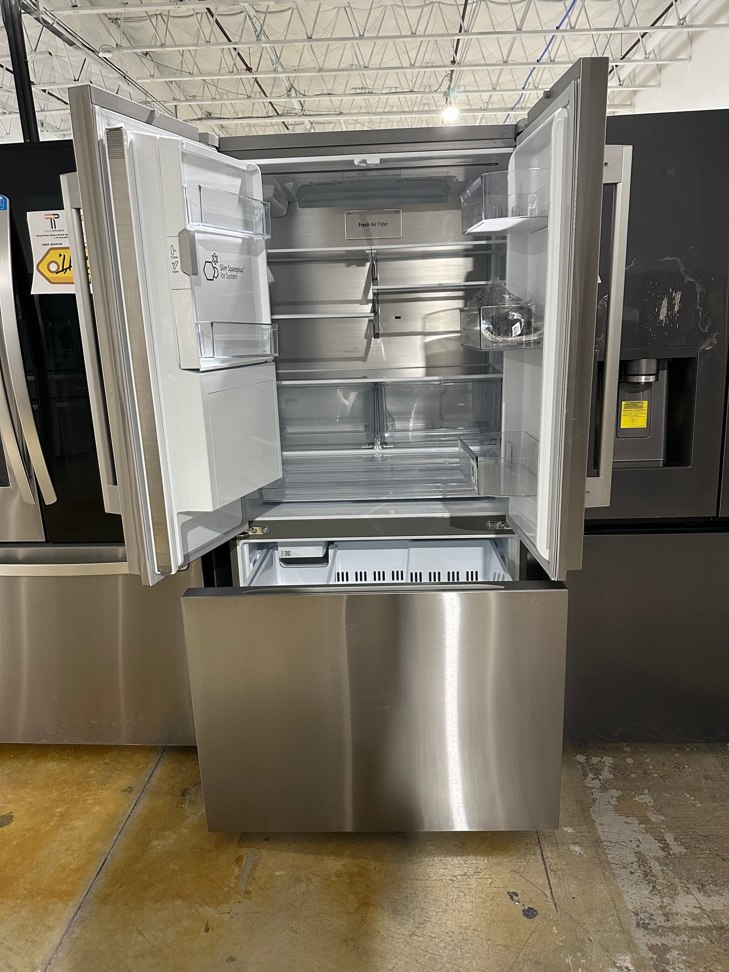 GORGEOUS NEW COUNTER-DEPTH FRENCH DOOR REFRIGERATOR MODEL: LF24Z6530S REF13923S