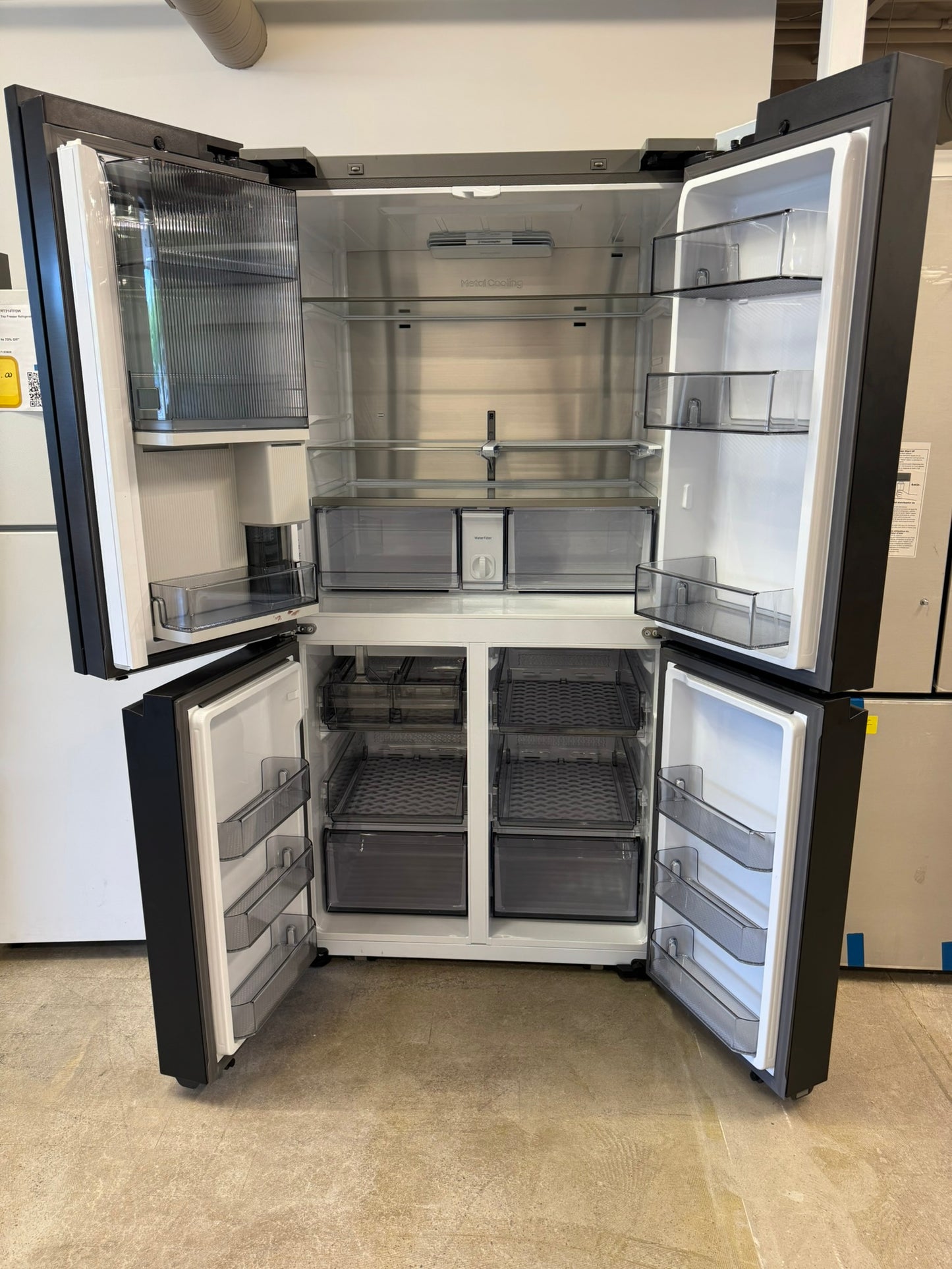 GORGEOUS BRAND NEW SAMSUNG 4 DOOR FLEX REFRIGERATOR MODEL: RF29DB9900QD REF10393R