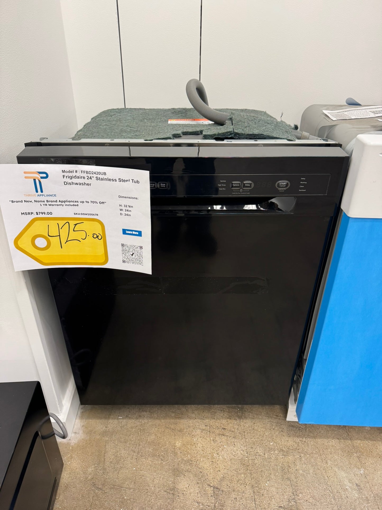 BRAND NEW BLACK FRIGIDAIRE DISHWASHER MODEL: FFBD2420UB DSW10067R