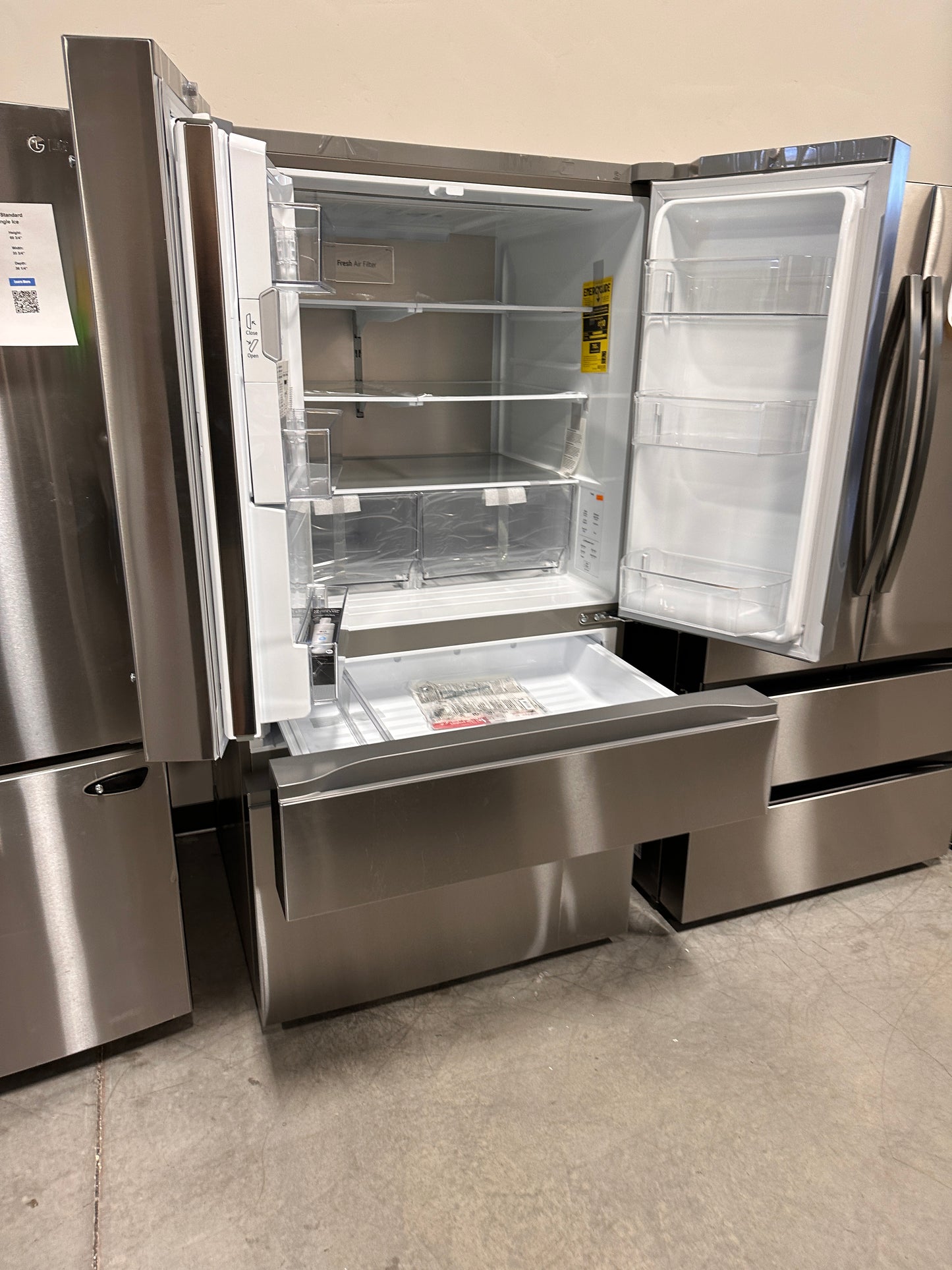 ON SALE NEW LG REFRIGERATOR WITH FULL CONVERT DRAWER MODEL: LF29H8330S REF13317
