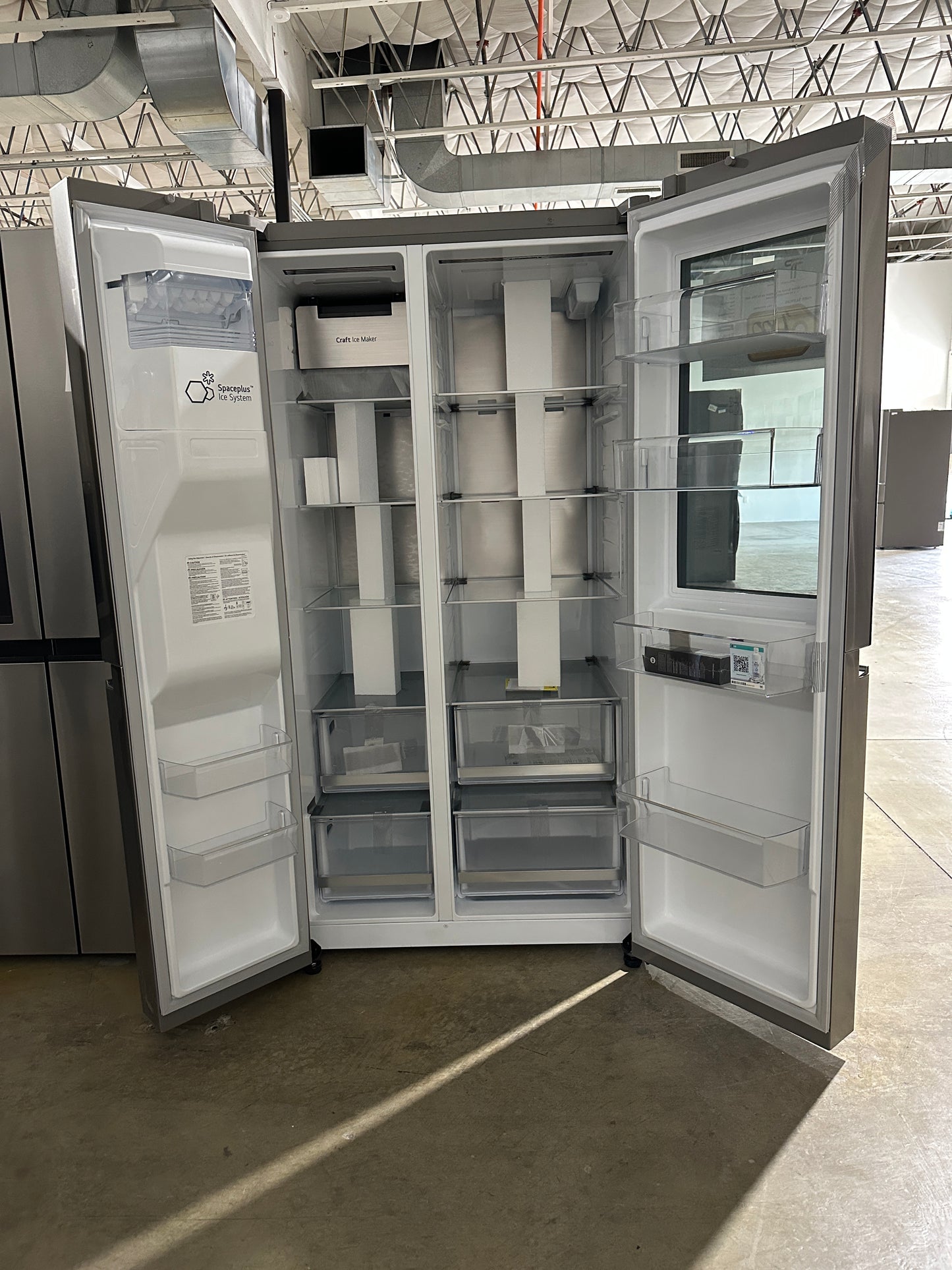 NEW! LG 27 Cu. ft. Side-by-Side InstaView Refrigerator MODEL: LRSOS2706S REF13938S