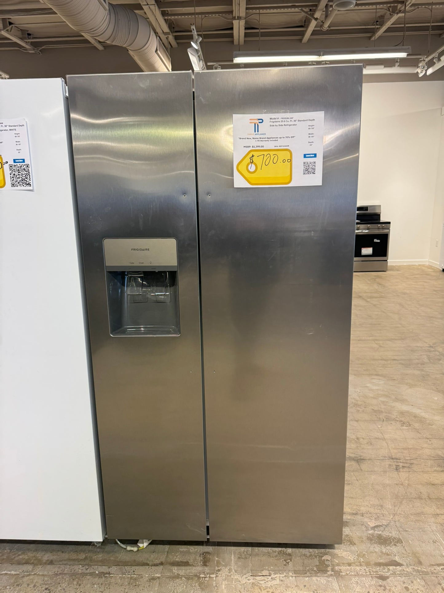 Frigidaire 25.6 cu. ft. 36" Standard Depth Side by Side Refrigerator MODEL: FRSS26L3AF REF10420R