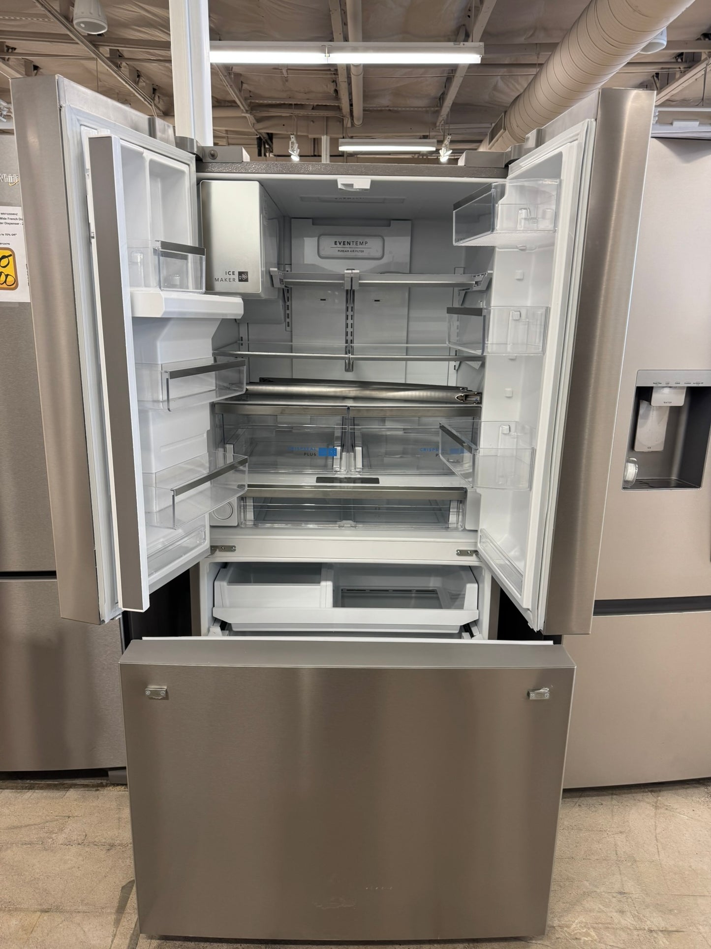 NEW! Frigidaire Gallery 27.8 Cu Ft French Door Refrigerator MODEL: GRFS2853AF REF10411R