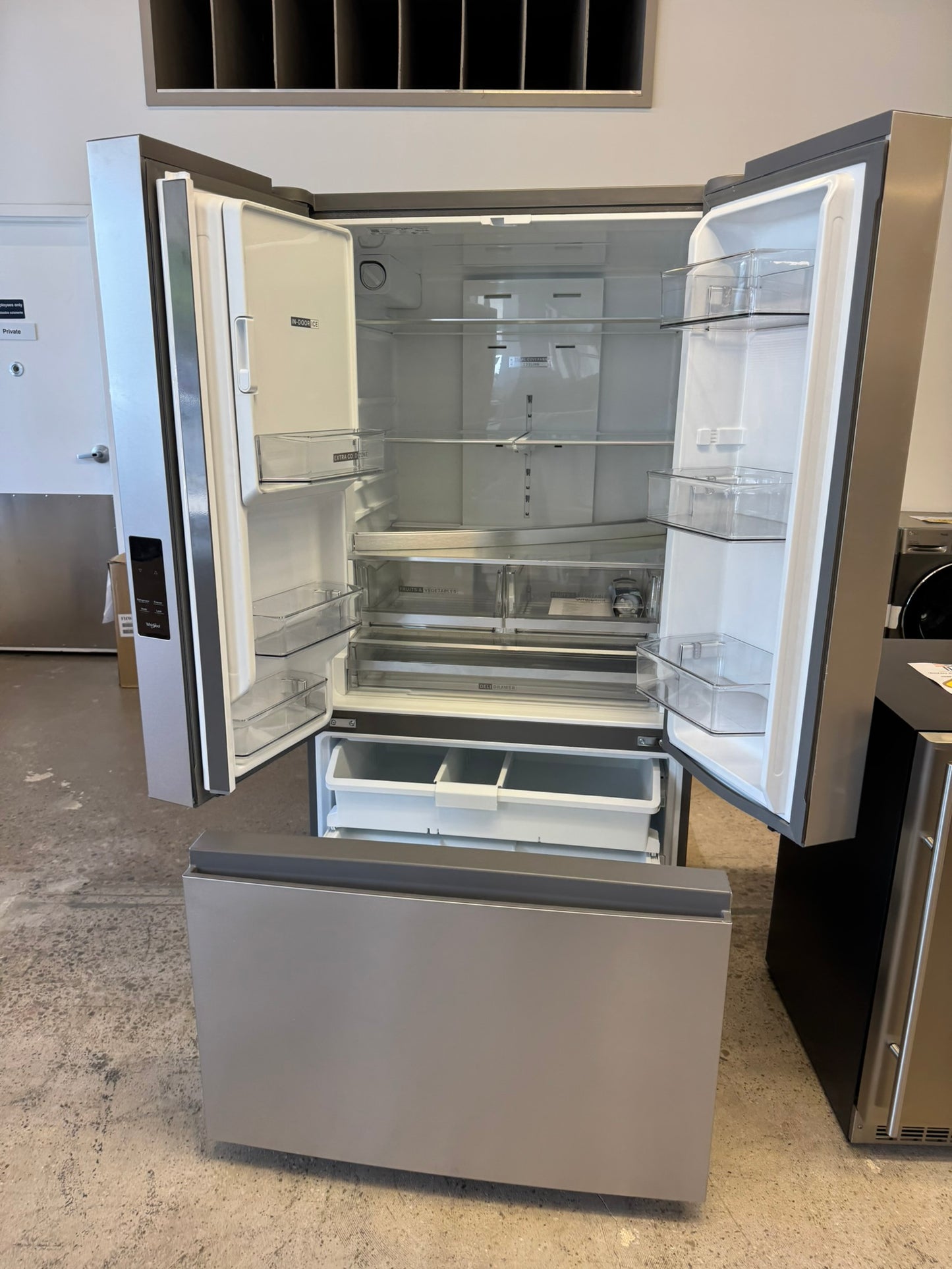BEAUTIFUL BRAND NEW WHIRLPOOL FRENCH DOOR REFRIGERATOR MODEL: WRFF3536SZ REF10427R