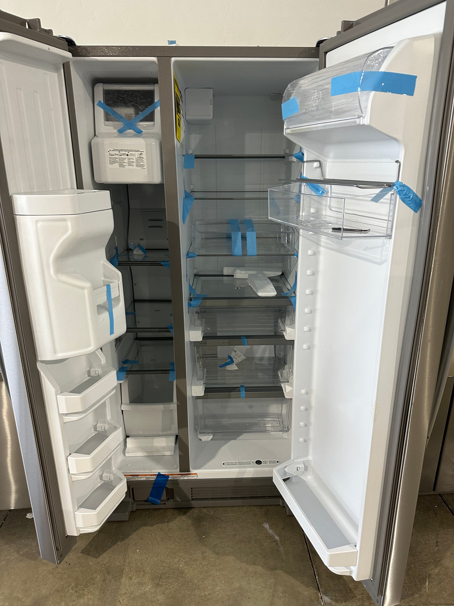 FINGERPRINT RESISTANT WHIRLPOOL 21.4 CU FT REFRIGERATOR - REF12090S WRS321SDHZ
