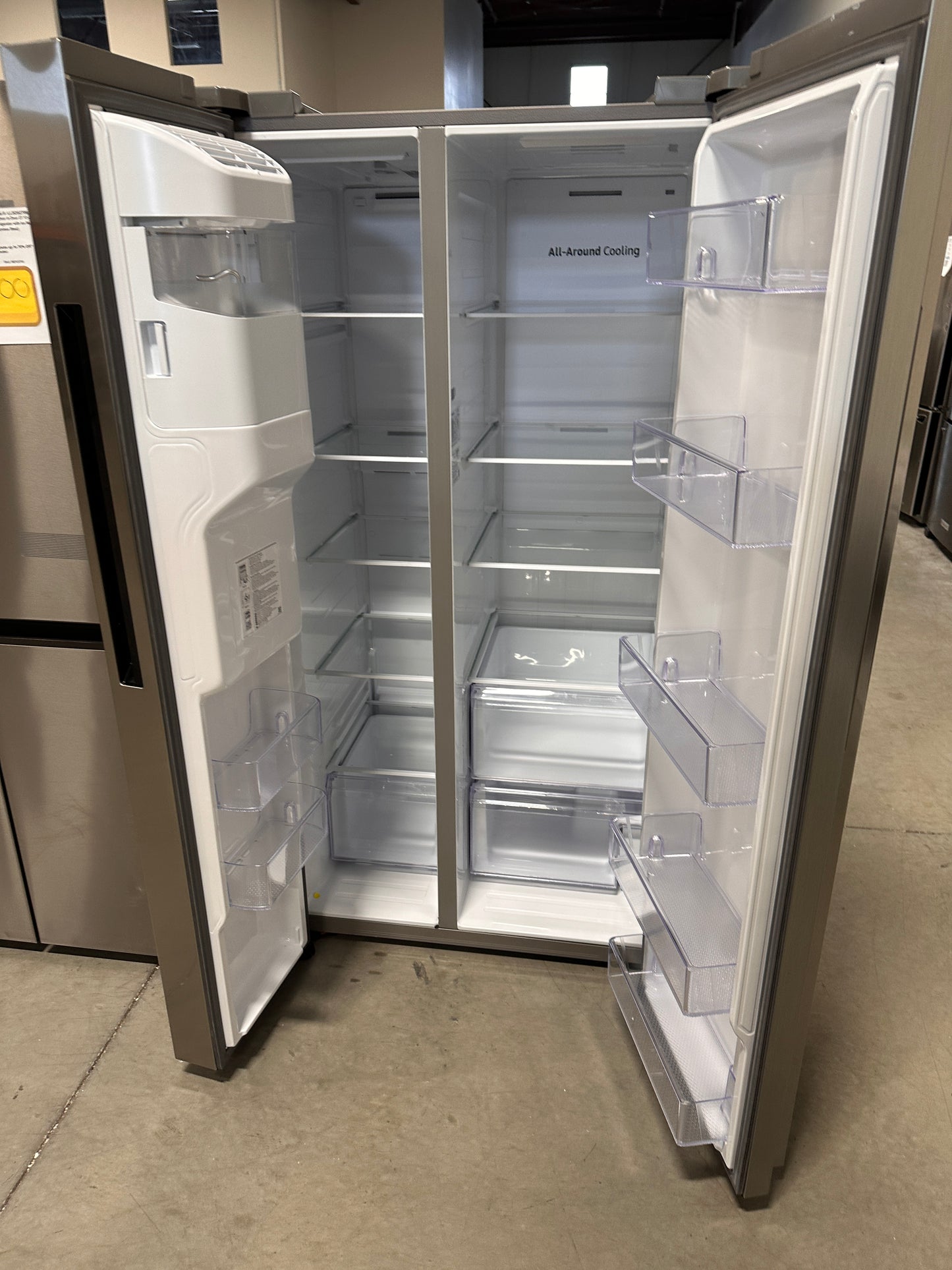 BRAND NEW! Samsung 27.4 Cu Ft Side by Side Refrigerator MODEL: RS27T5200SR REF13770