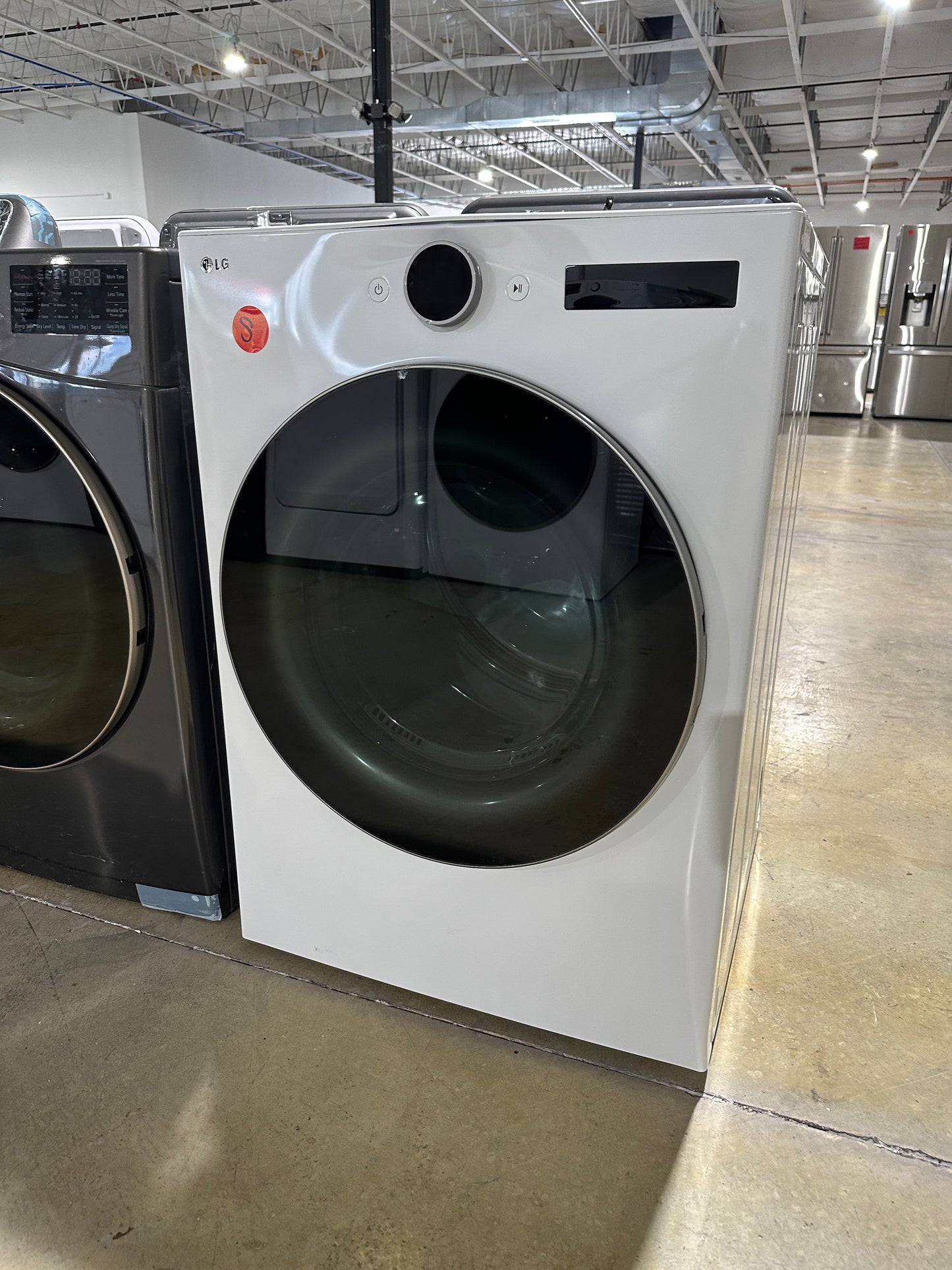 LG - 7.4 Cu. Ft. Smart Gas Dryer with Steam and Sensor Dry - White Model:DLGX5501W DRY11741S