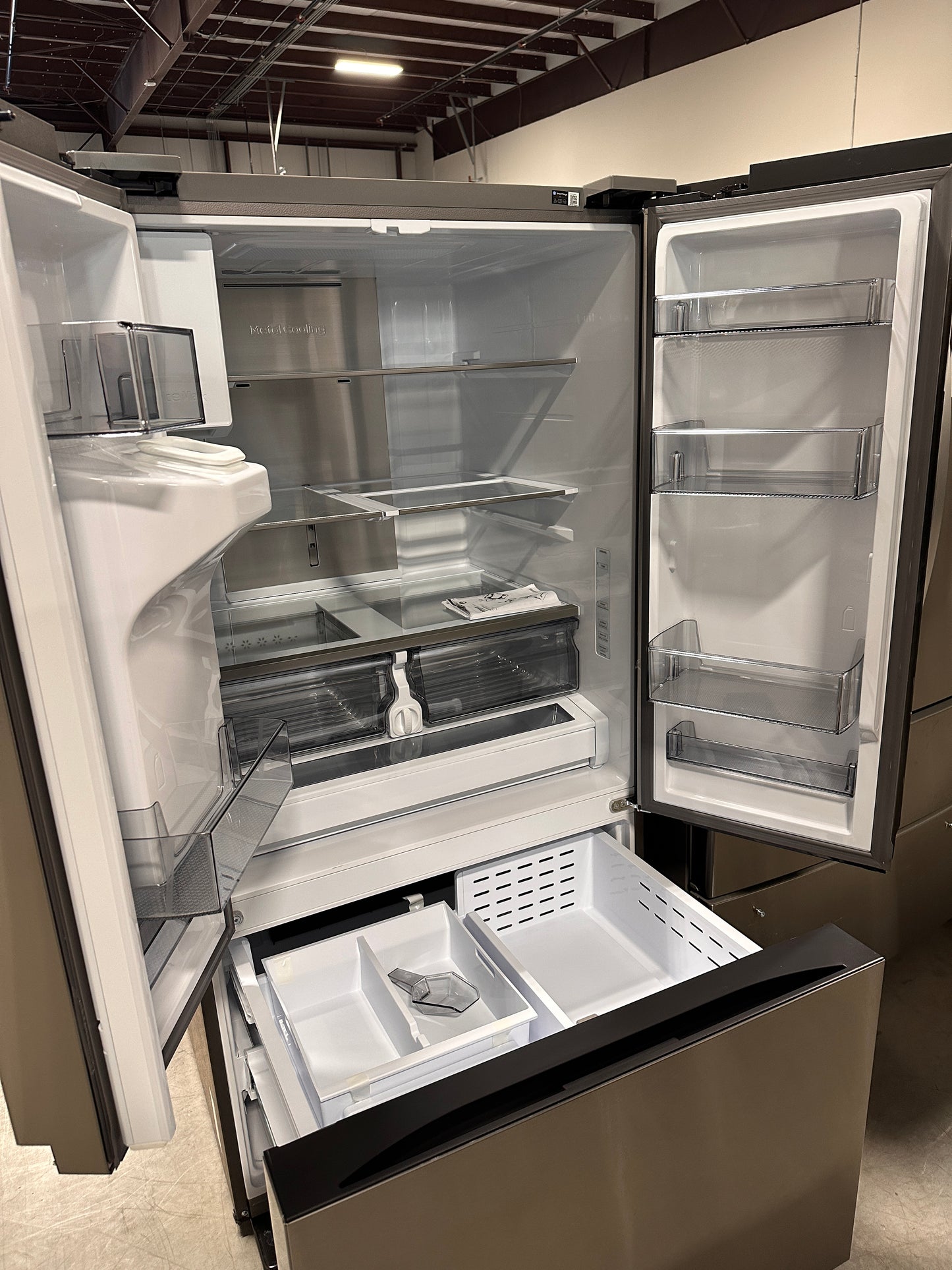 GREAT NEW SAMSUNG MEGA CAPACITY FRENCH DOOR FRIDGE MODEL: RF32CG5400SR REF13741