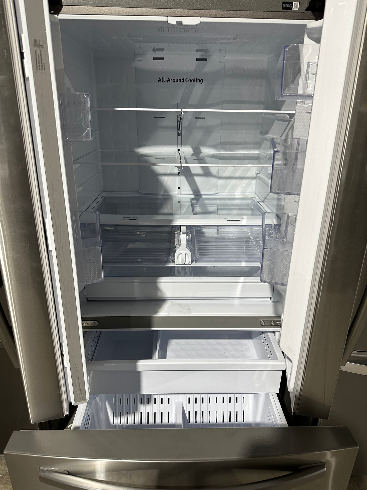 LARGE CAPACITY FRENCH DOOR REFRIGERATOR Model:RF28T5001SR/AA REF12144S