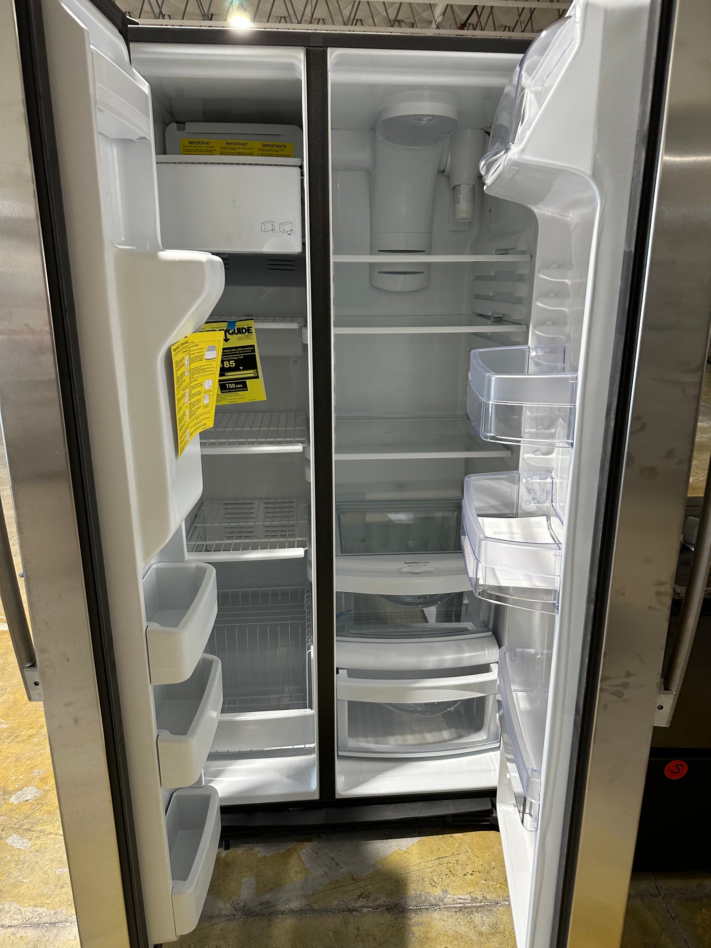 NEW GE SIDE-BY-SIDE 25.1 CU FT REFRIGERATOR Model:GSS25IYNFS REF11233S