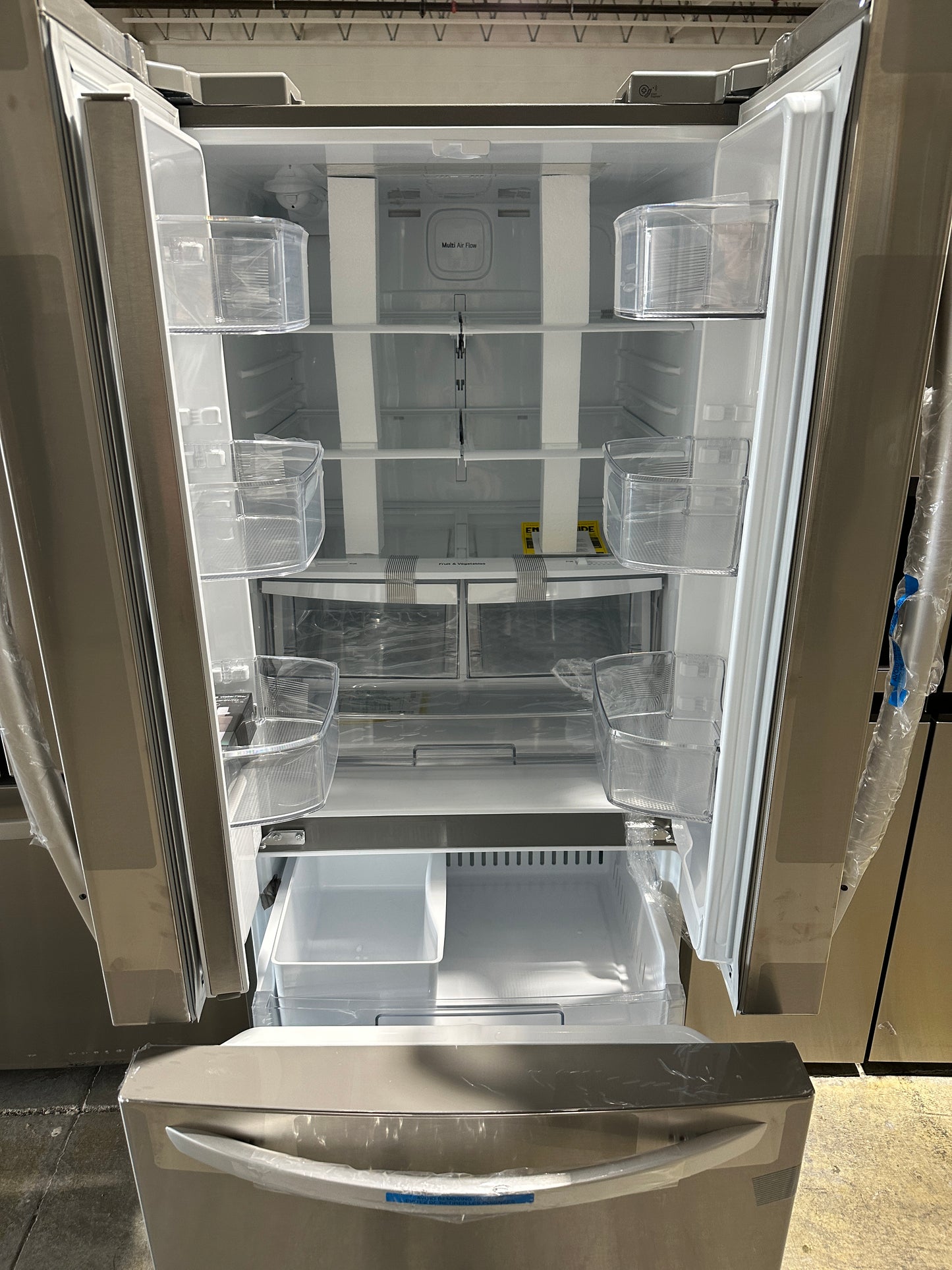 LG - 21.8 Cu. Ft. French Door Refrigerator with Smart Cooling System - Model:LFCS22520S REF12156S