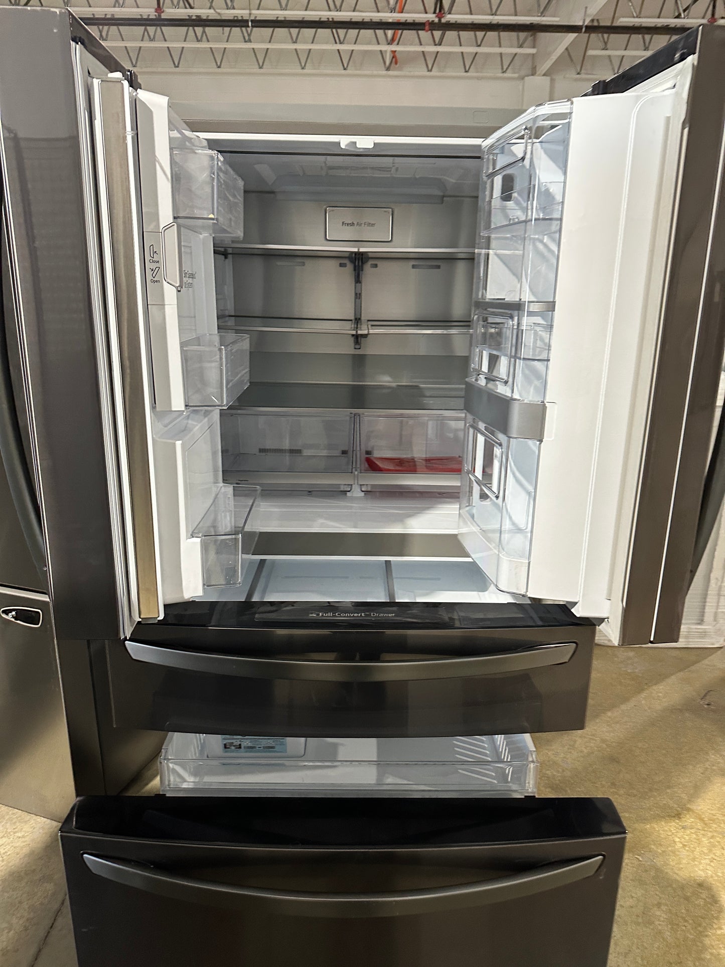 GREAT NEW LG 4-DOOR FRENCH DOOR REFRIGERATOR Model:LRMDS3006S REF11407S