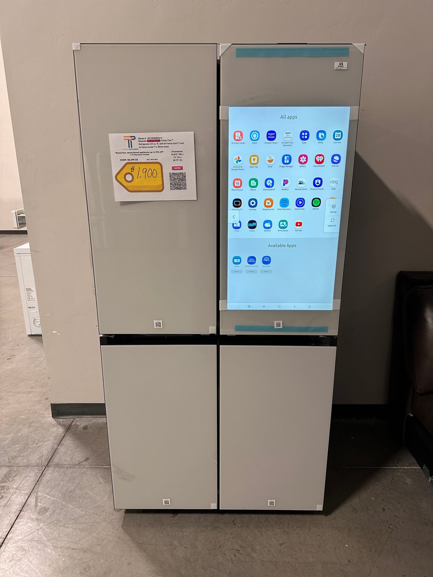 GORGEOUS NEW SAMSUNG BESPOKE WHITE GLASS COUNTER DEPTH REFRIGERATOR MODEL: RF23DB990012 REF13812