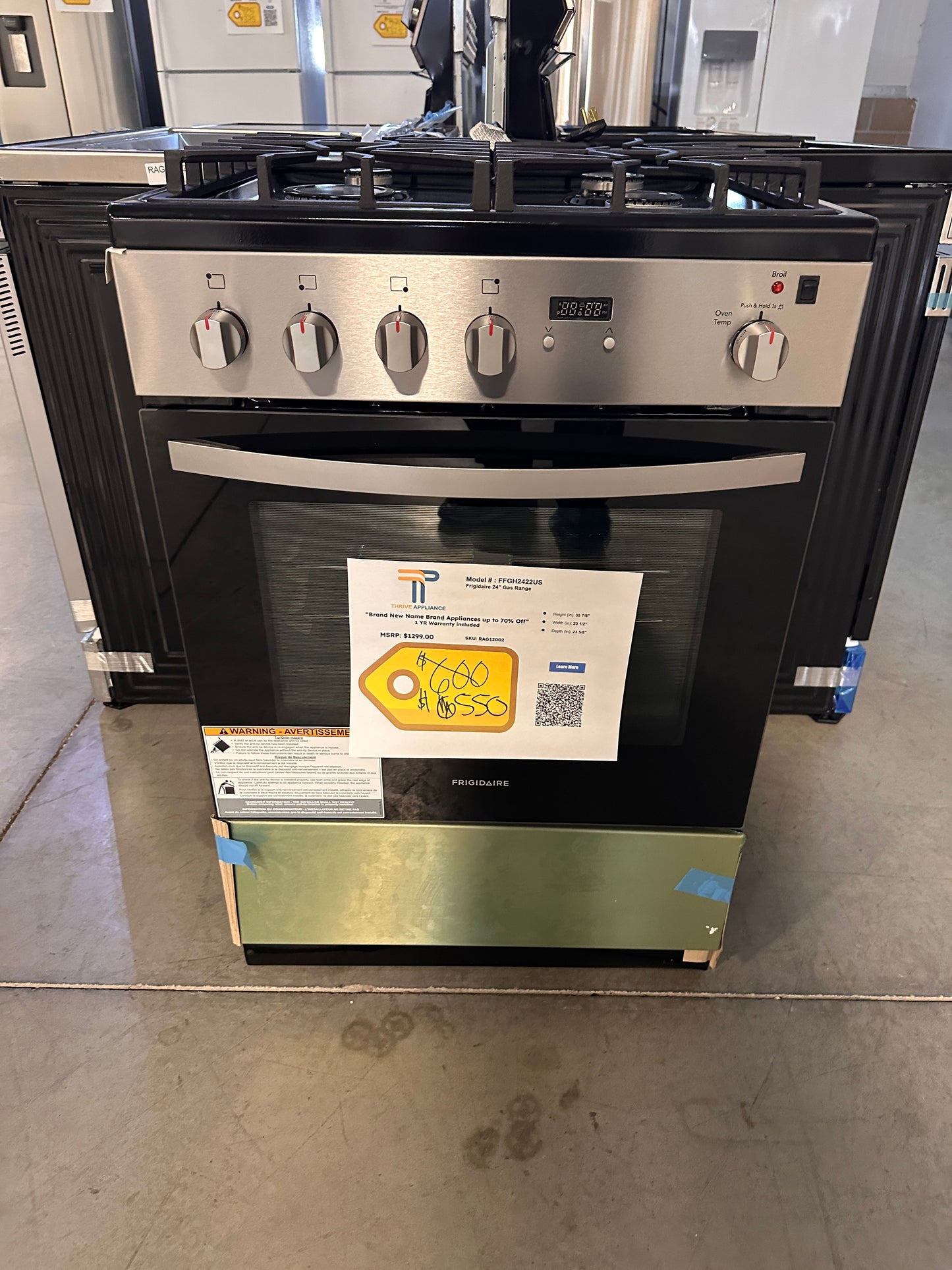 FABULOUS! NEW! Frigidaire 24" Freestanding Gas Range MODEL: FFGH2422US RAG12002