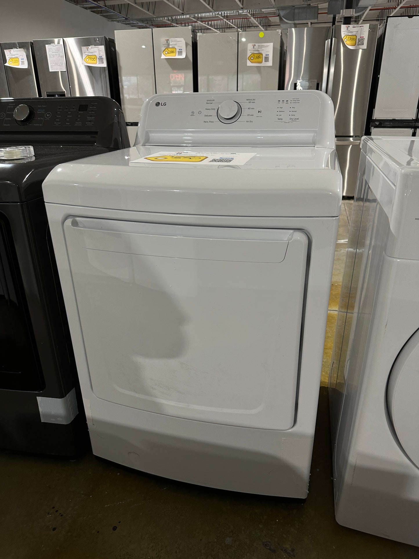GREAT NEW LG GAS DRYER with SENSOR DRY MODEL: DLG6101W DRY11856S