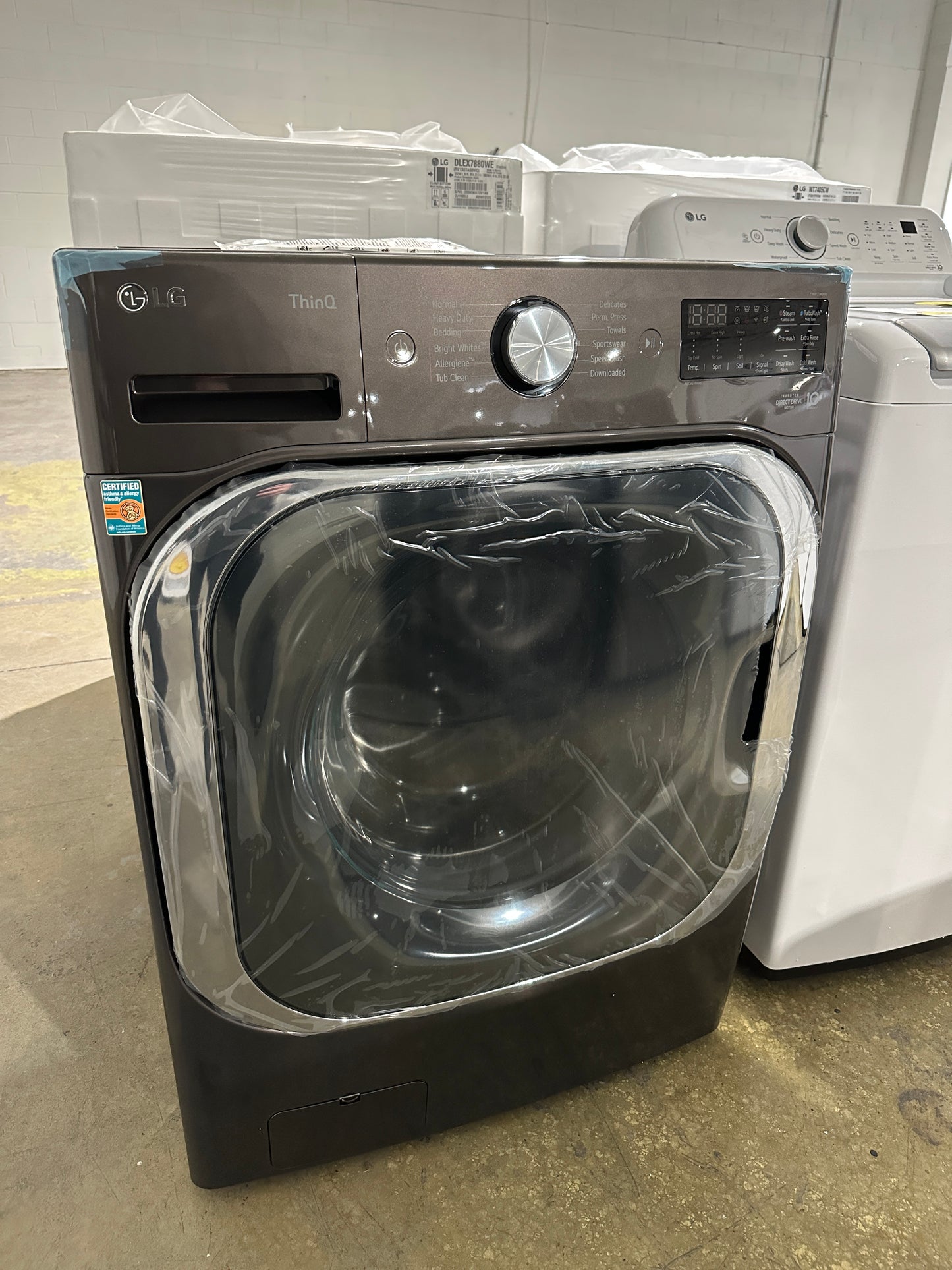 GREAT NEW STACKABLE LARGE CAPACITY LG WASHER MODEL: WM8900HBA WAS11986S