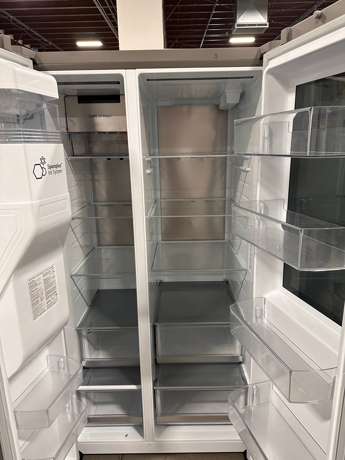 GREAT NEW INSTAVIEW LG REFRIGERATOR - REF12828 LRSOS2706S