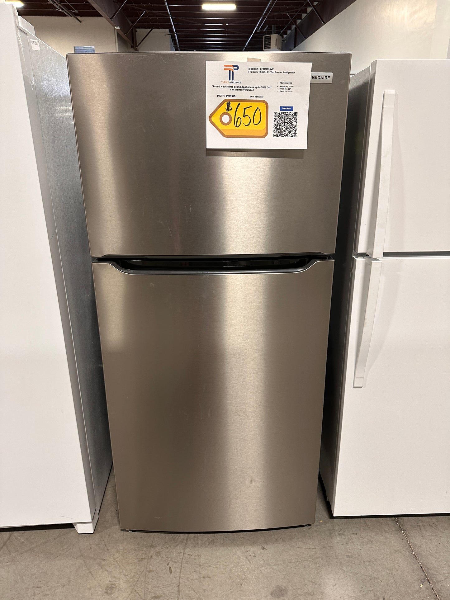 GREAT NEW FRIGIDIAIRE TOP FREEZER REFRIGERATOR - REF12827 LFTR1835VF