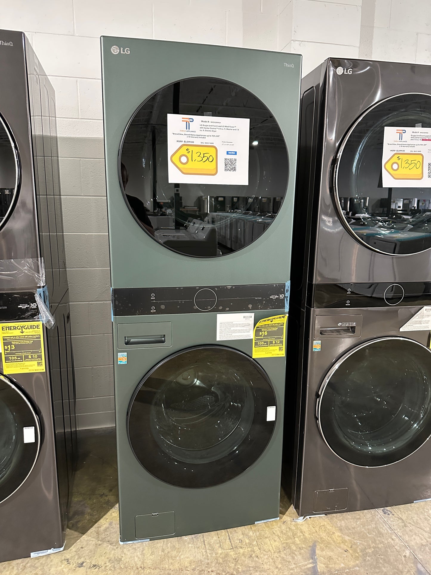 GORGEOUS GREEN LG SMART WASHTOWER MODEL: WKEX200HGA WAS11968S