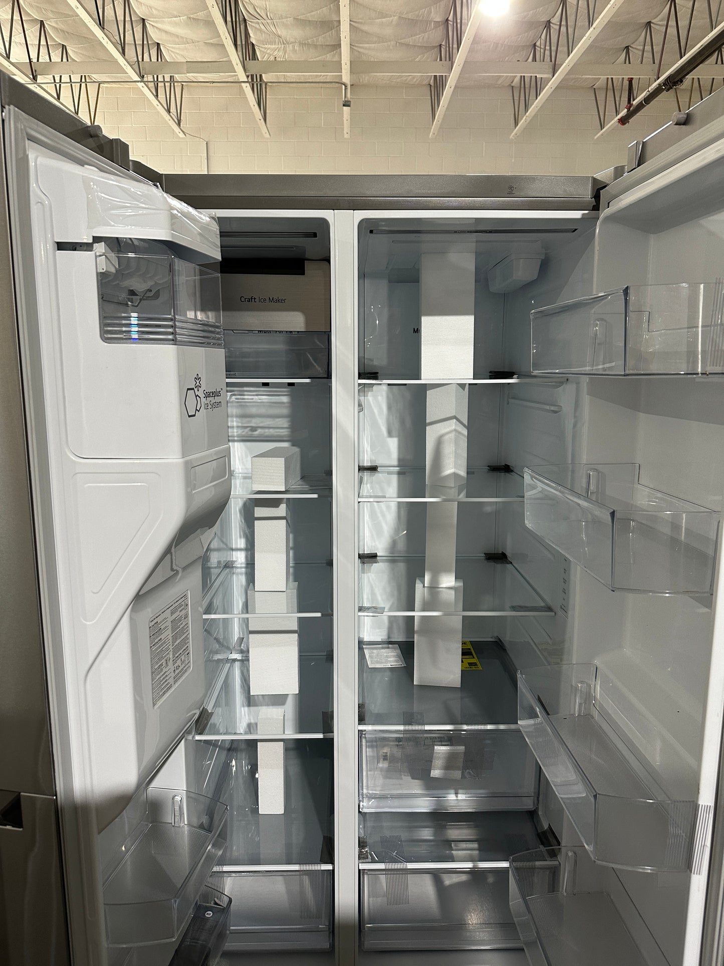 GREAT NEW LG 27.2 CU FT REFRIGERATOR MODEL: LHSXS2706S REF12234S