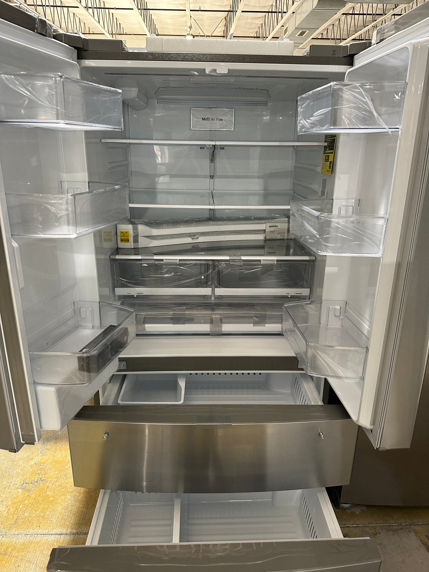 GREAT NEW LG SMART FRENCH DOOR REFRIGERATOR MODEL: LRMWS2906S REF12271S