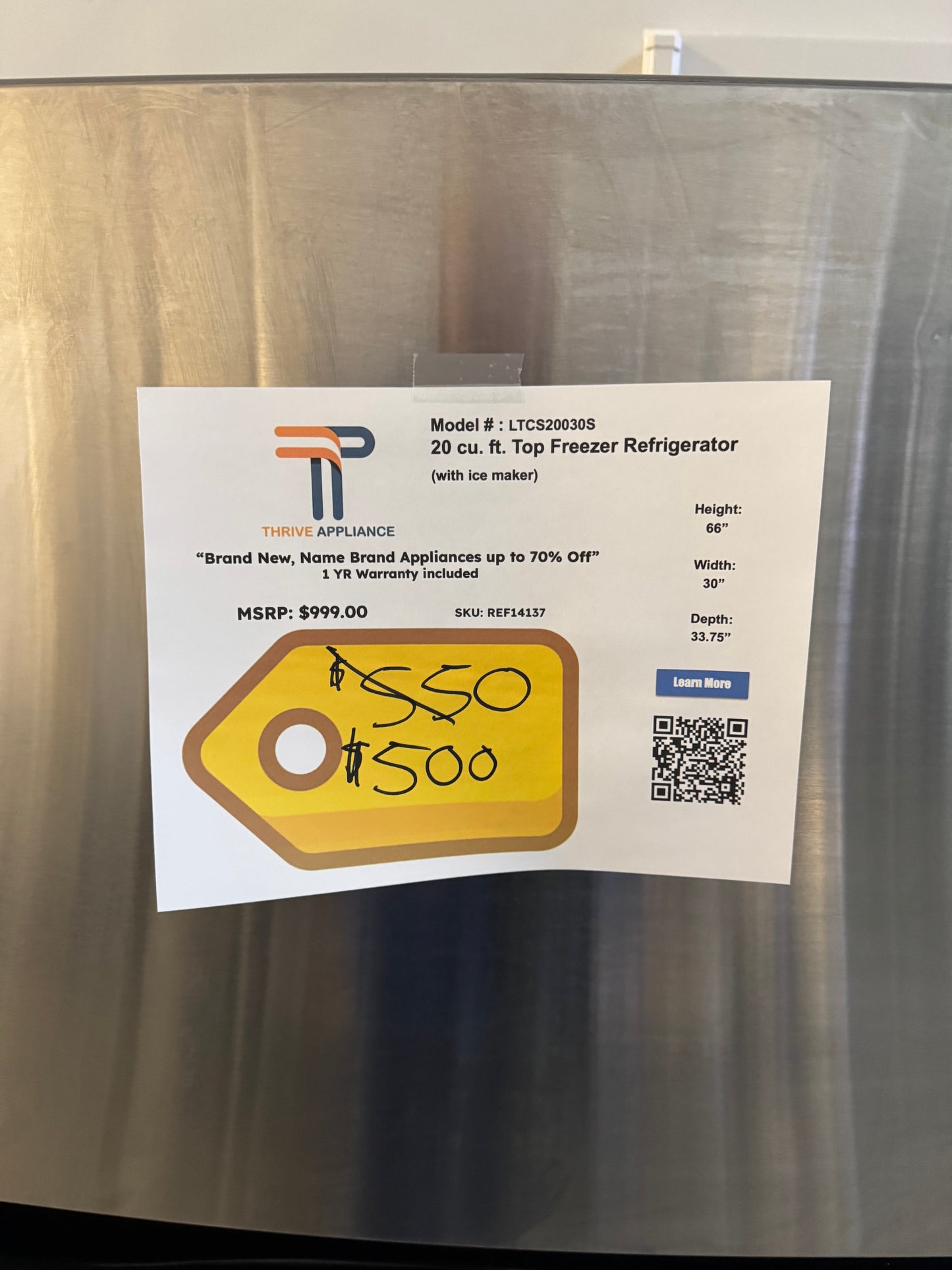 LG 20.2-cu ft Standard-Depth 30-in Wide Top-Freezer Refrigerator with Ice Maker ( Stainless Steel ) ENERGY STAR Certified