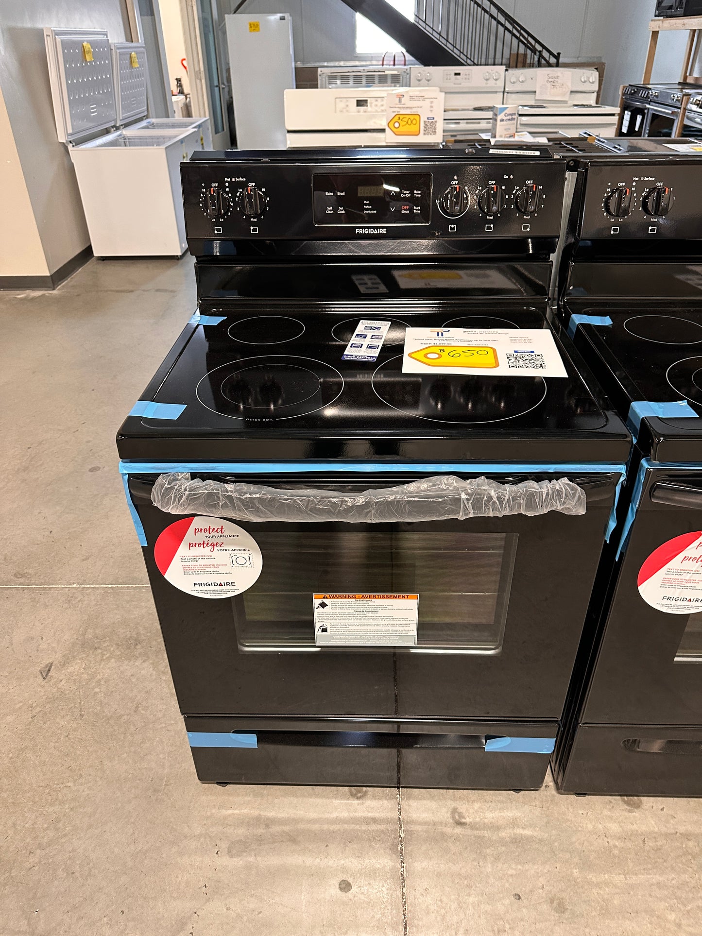 GORGEOUS NEW BLACK ELECTRIC RANGE - RAG11784 FFEF3054TB