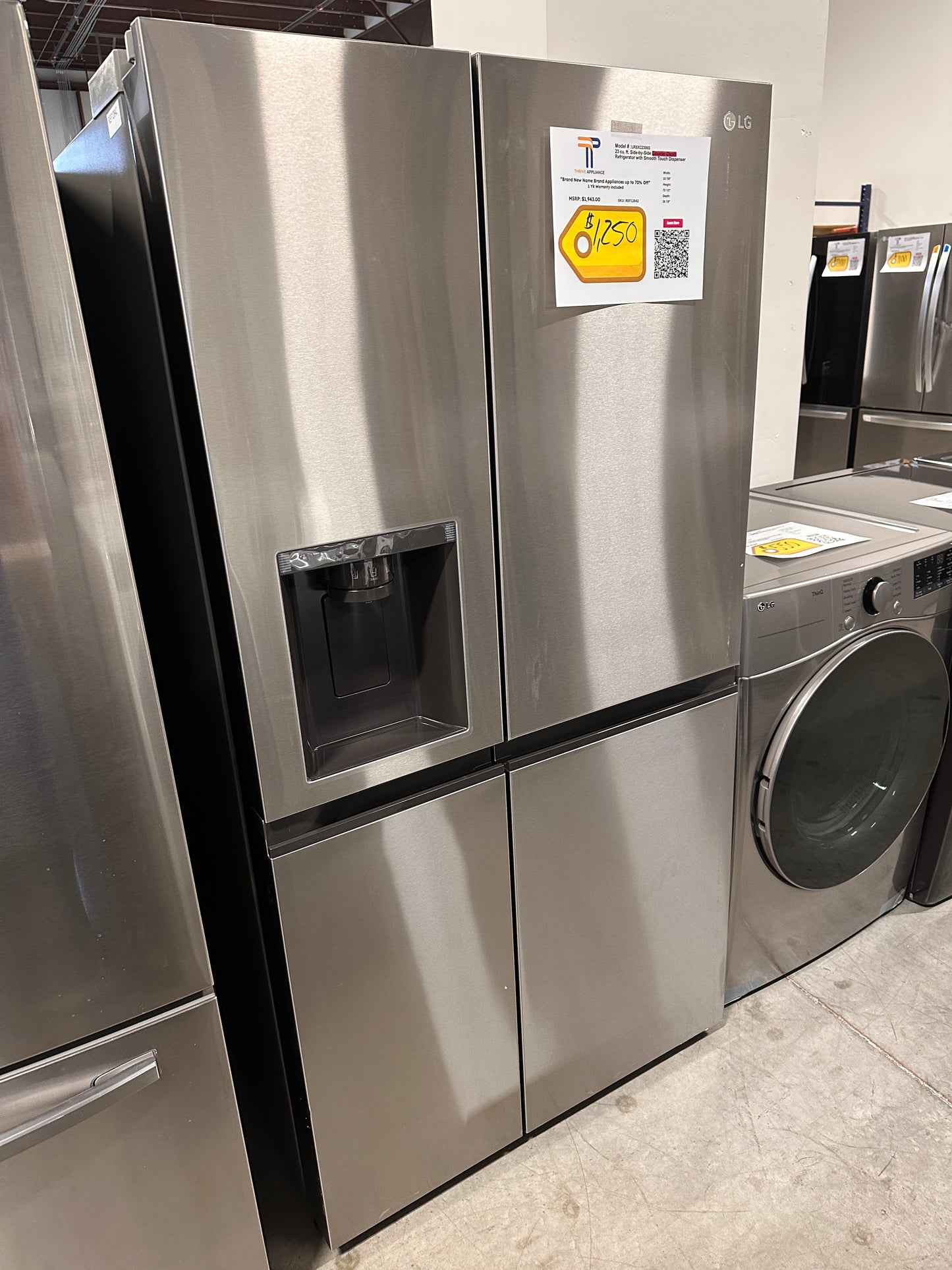 COUNTER-DEPTH LG REFRIGERATOR WITH SMOOTH TOUCH DISPENSER - REF12842 LRSXC2306S