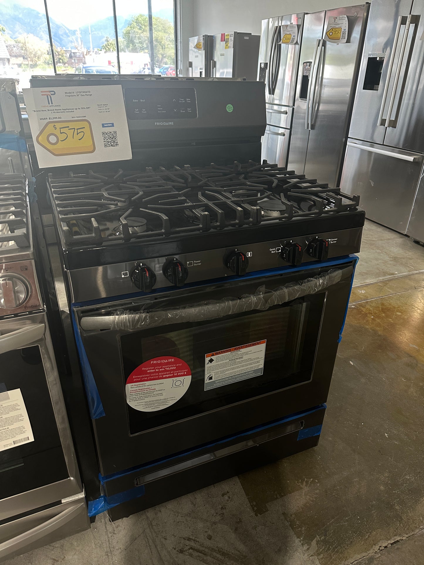 NEW GAS RANGE - FRIGIDAIRE STAINLESS STEEL RANGE MODEL:LFGF3054TD RAG11528S