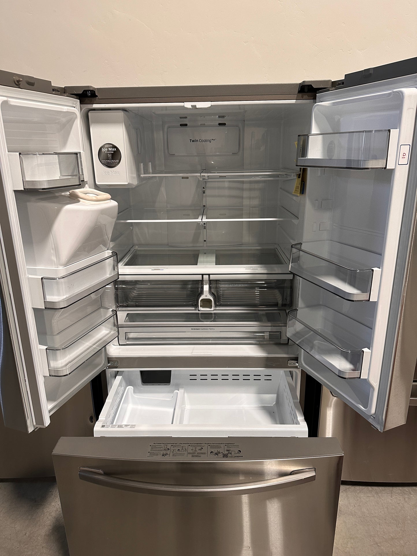 FINGERPRINT RESISTANT SAMSUNG FRENCH DOOR REFRIGERATOR - REF12421 RF28R6241SR