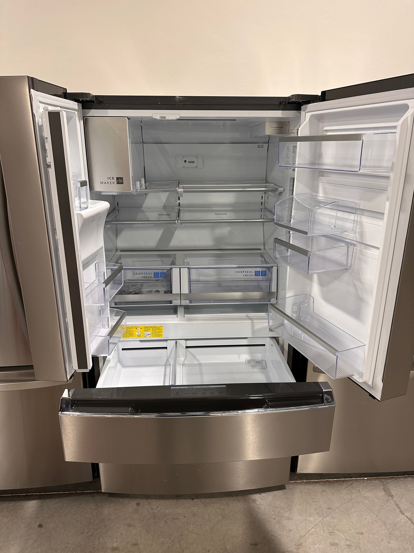 NEW 21.5 CU FT FRIGIDAIRE REFRIGERATOR - REF12751 Model:GRMC2273CF