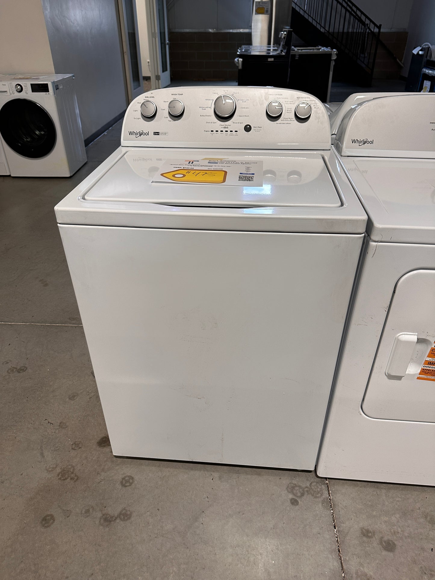 BRAND NEW WHIRLPOOL TOP LOAD WASHER with REMOVABLE AGITATOR MODEL: WTW4957PW WAS13922