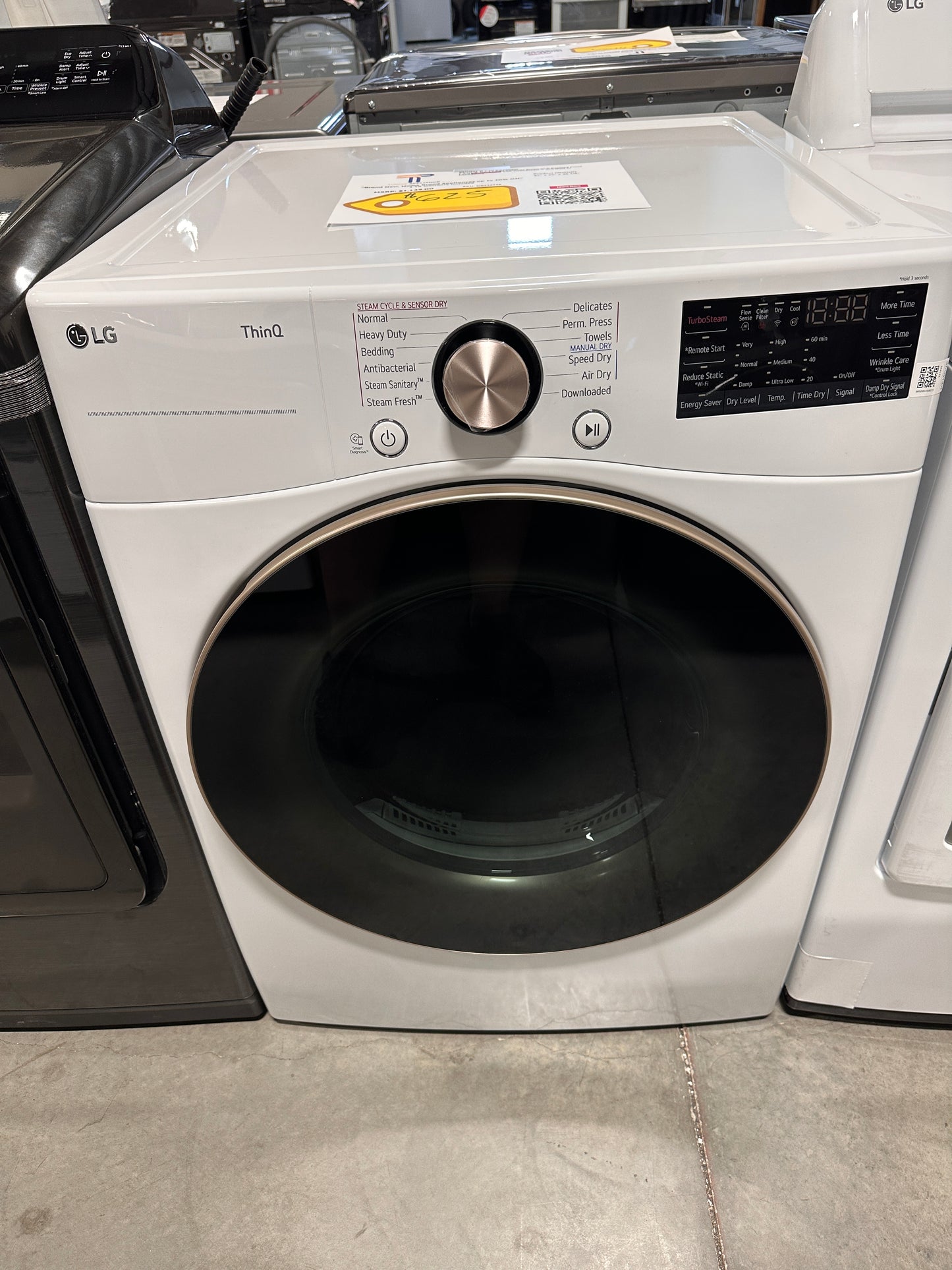 Electric Dryer with Steam and Built-In Intelligence - White Model:DLEX4000W DRY12328