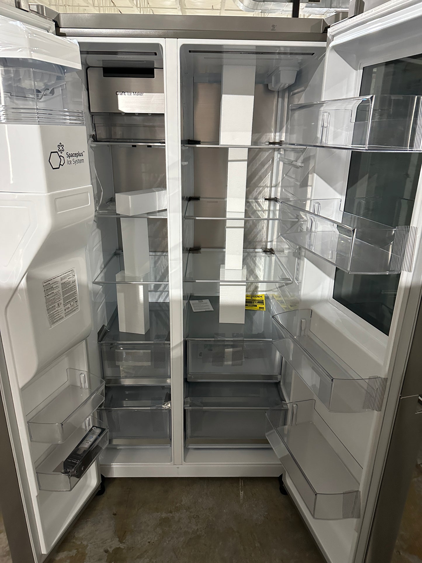 NEW LG SIDE BY SIDE REFRIGERATOR WITH CRAFT ICE AND INSTAVIEW MODEL: LRSOS2706S REF12317S