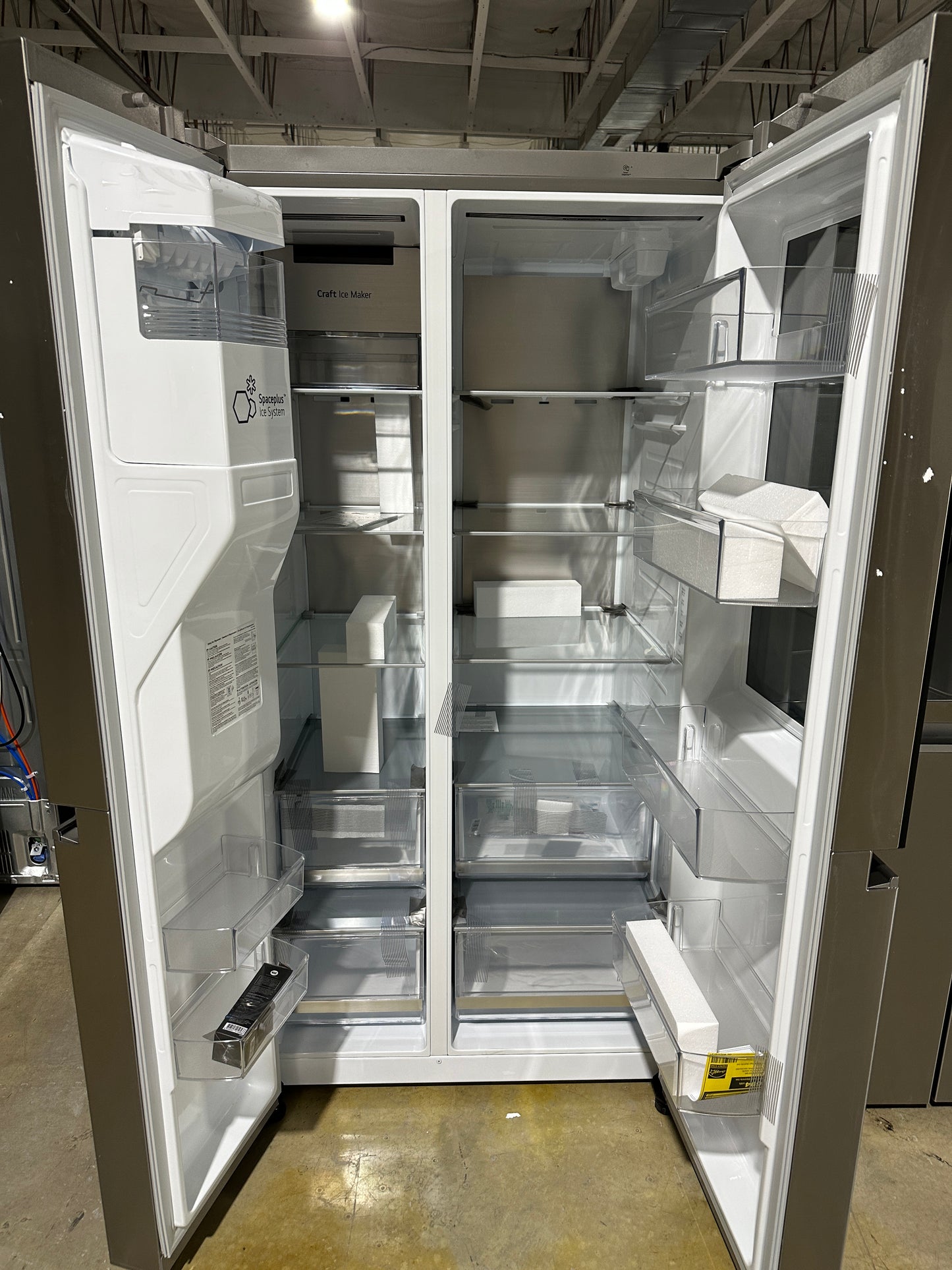 CRAFT ICE MAKING SIDE BY SIDE LG REFRIGERATOR MODEL: LRSOS2706S REF12313S